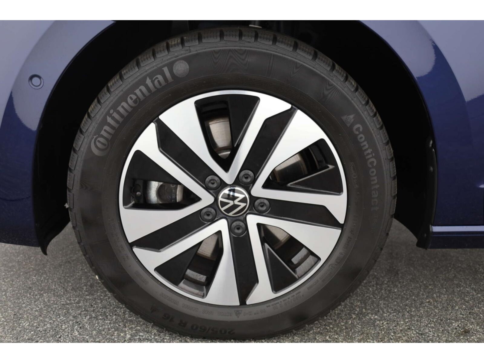 Volkswagen Touran – Bild 8