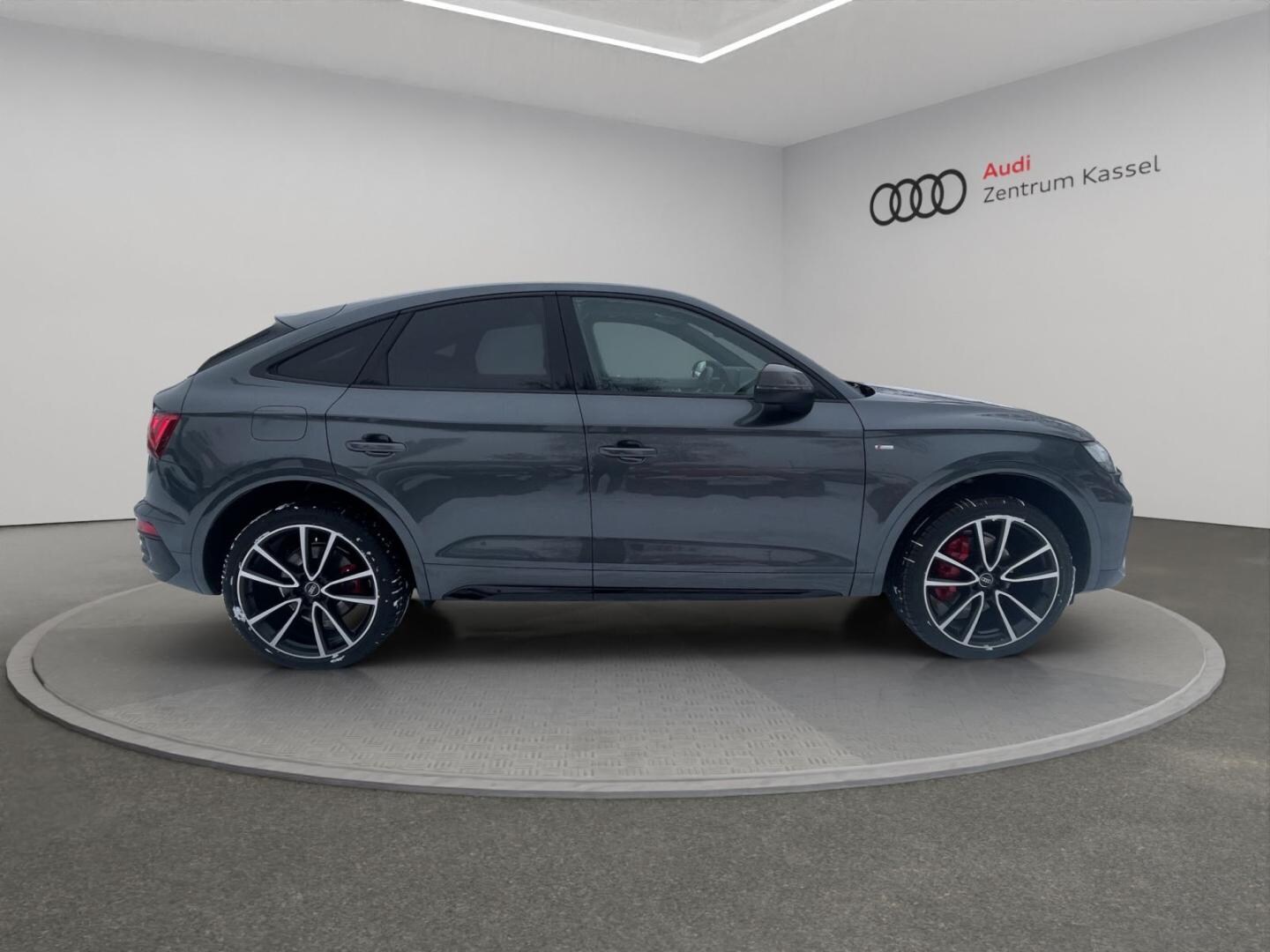 Bild über Audi Q5 Sportback 40 TDI quattro S tronic - für weitere Informationen kontaktieren Sie den Audi Partner