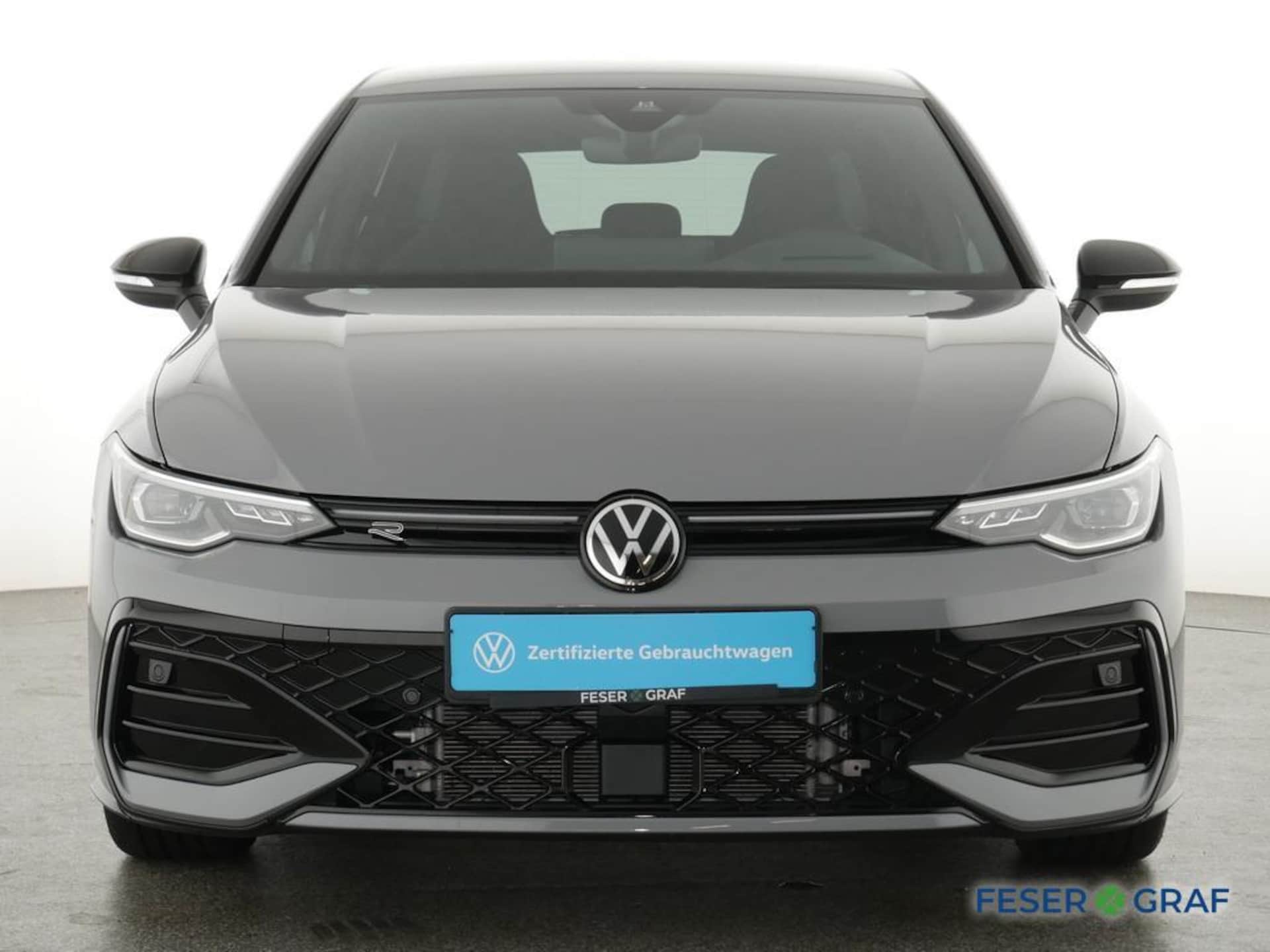 Volkswagen Golf R-Line