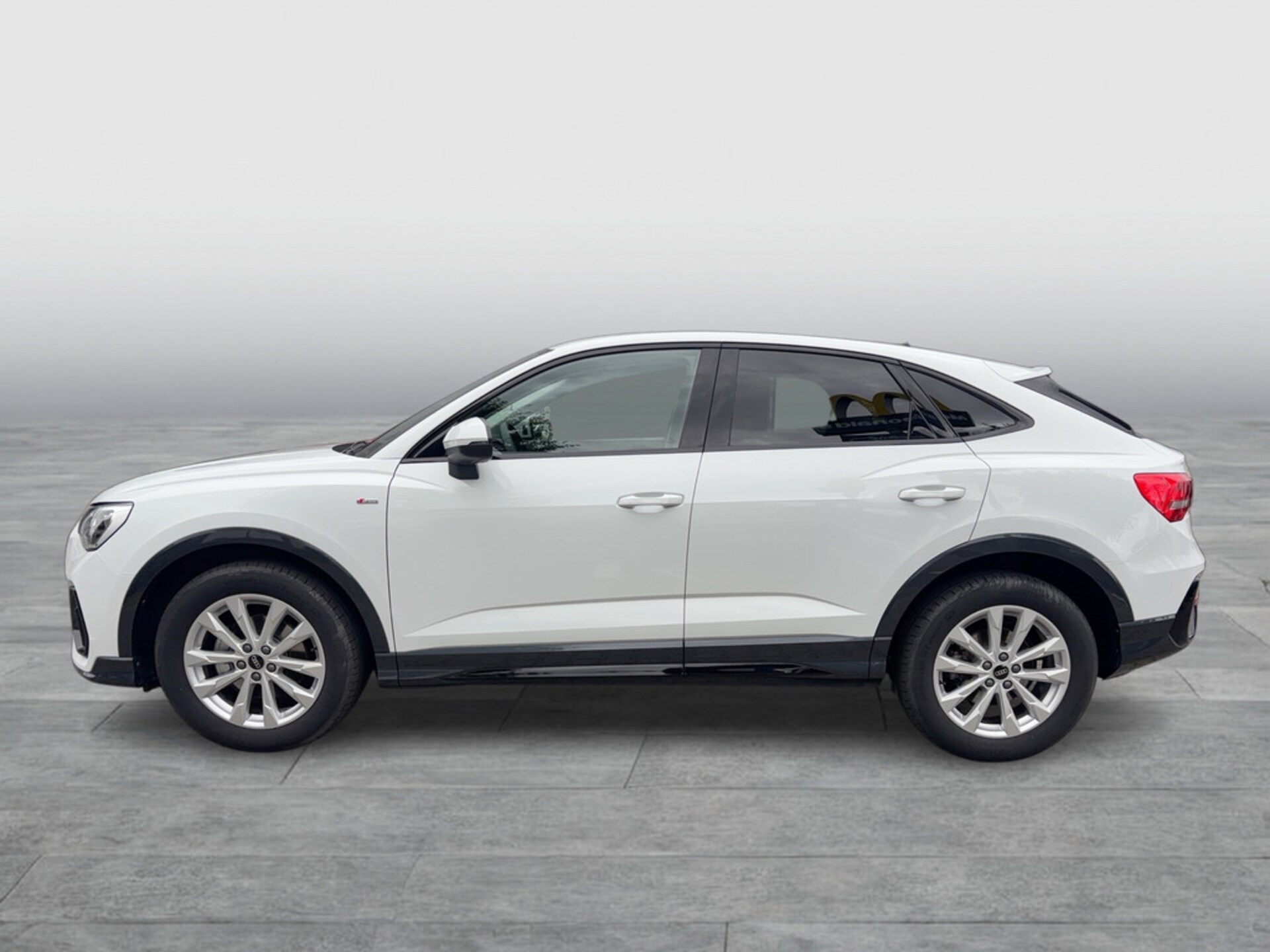 Audi Q3 Sportback S line