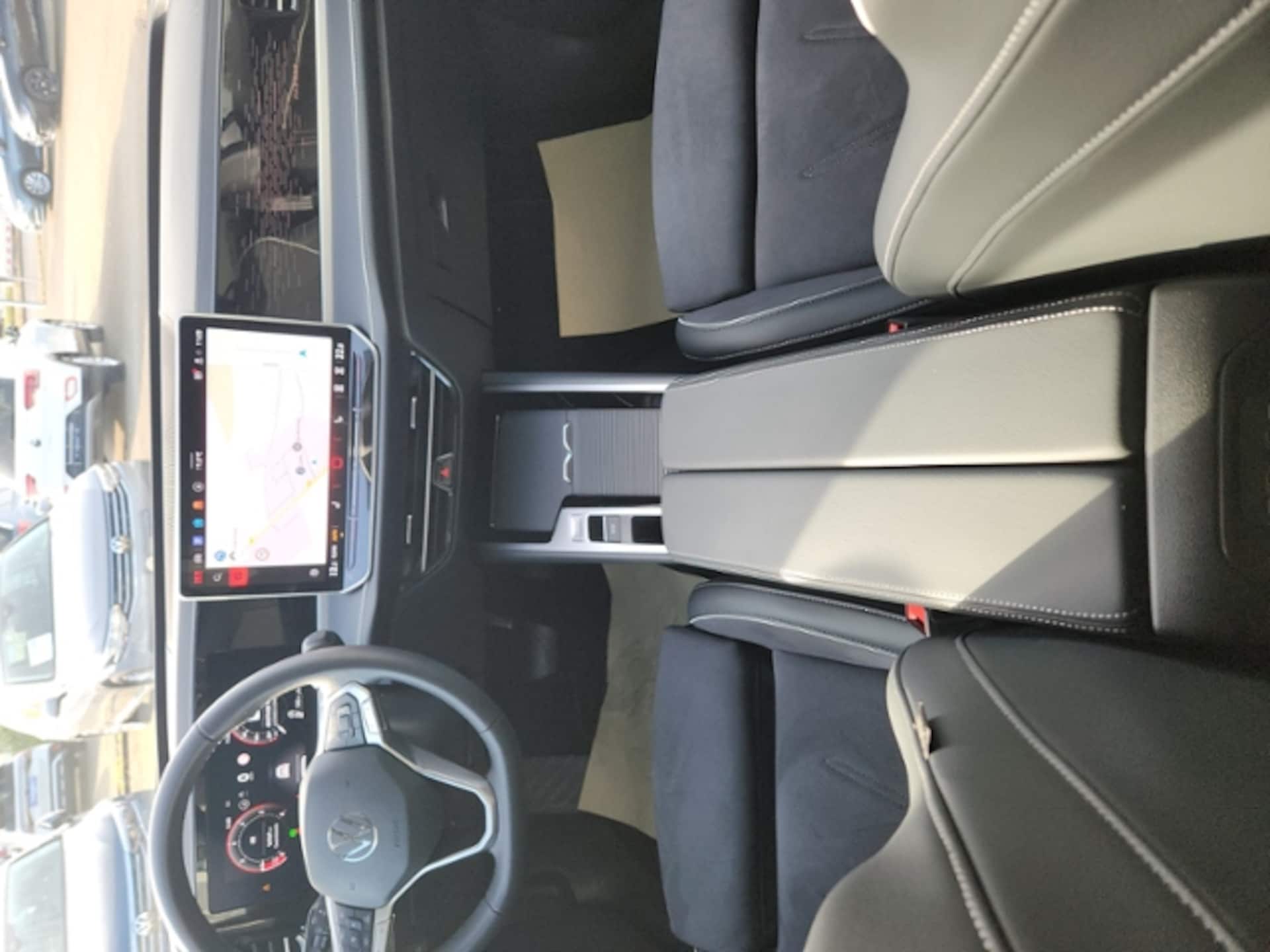 Volkswagen Passat Elegance