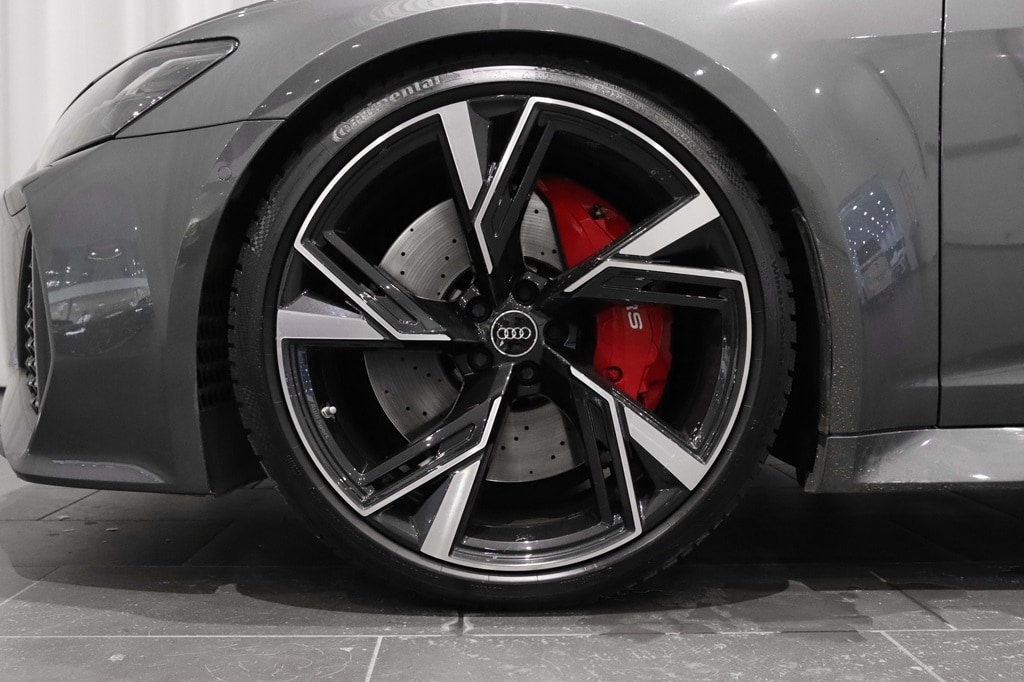 Bild som visar Audi RS 6 Avant RS 6 Avant 600 hk tiptronic - för mer information kontakta din Audi Partner