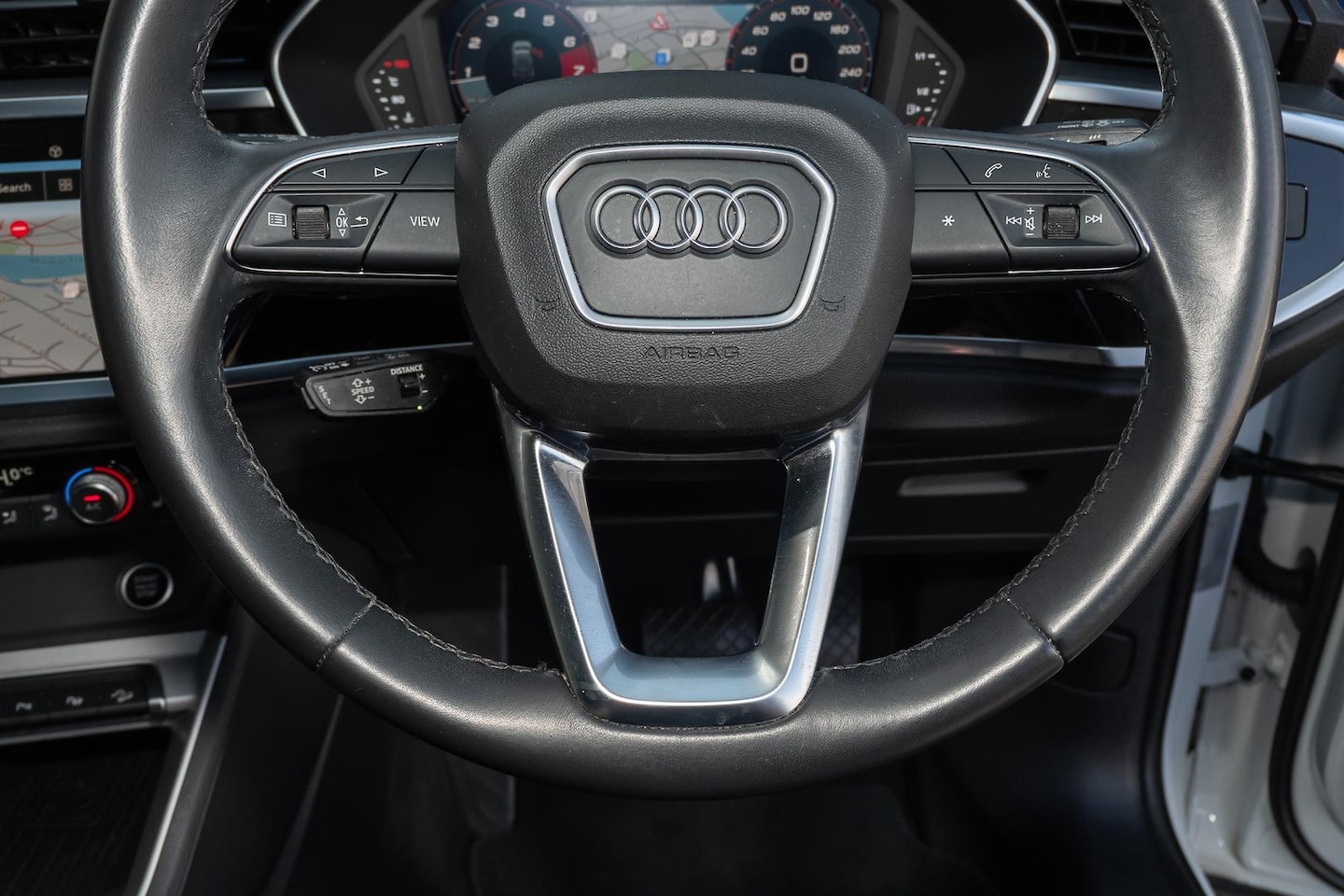 Image about Audi Q3 35 TFSI S tronic