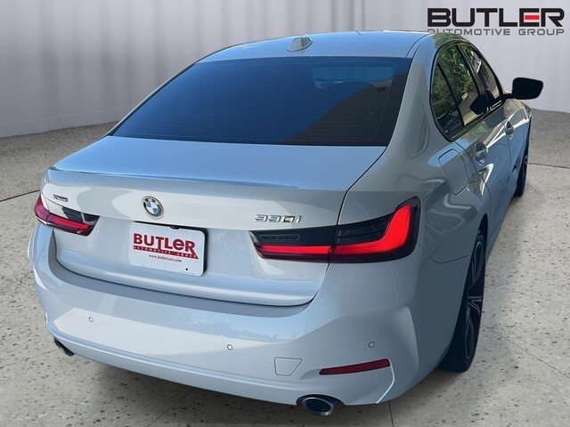2023 BMW 3 Series 6