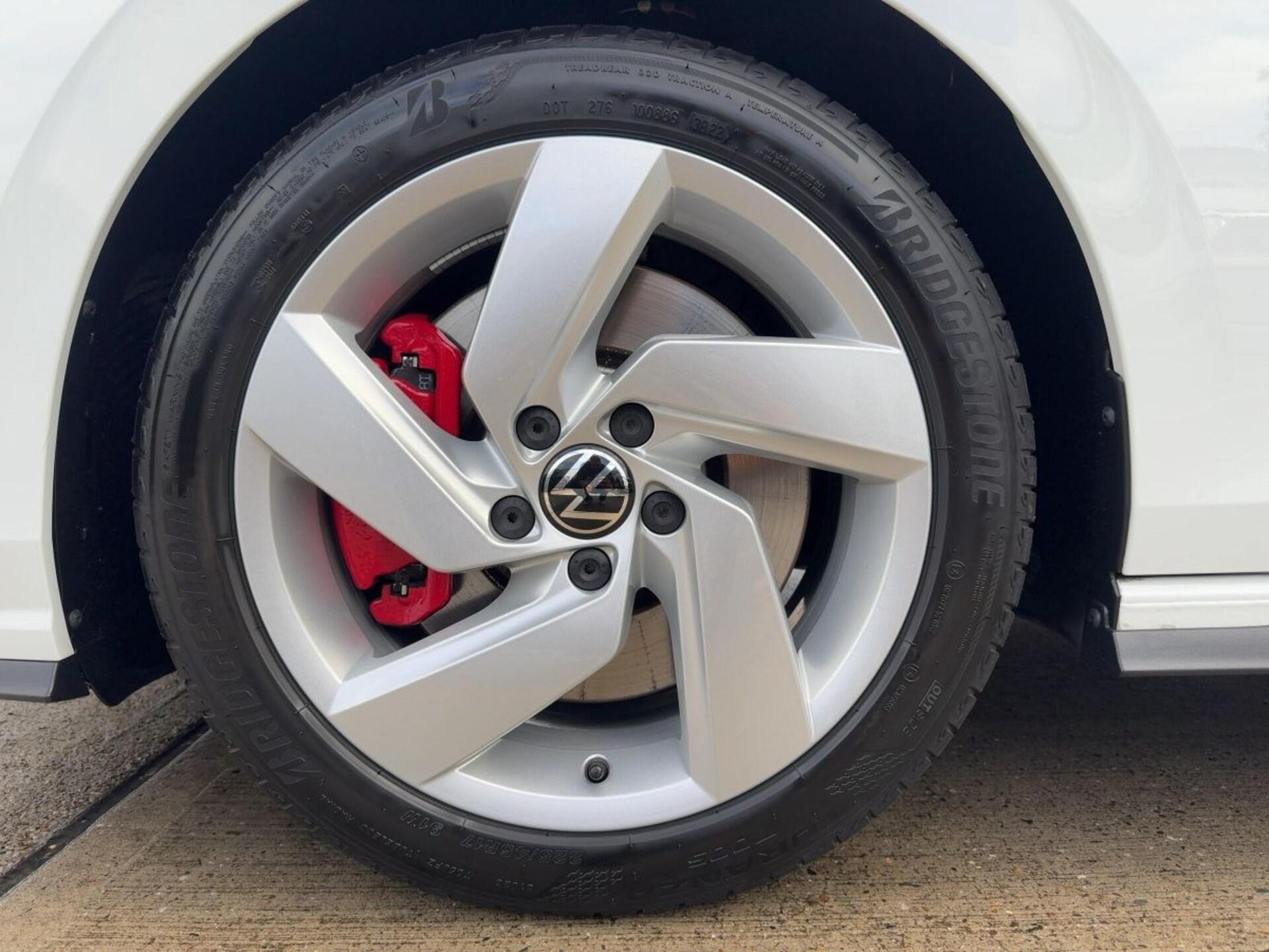Volkswagen Golf GTI