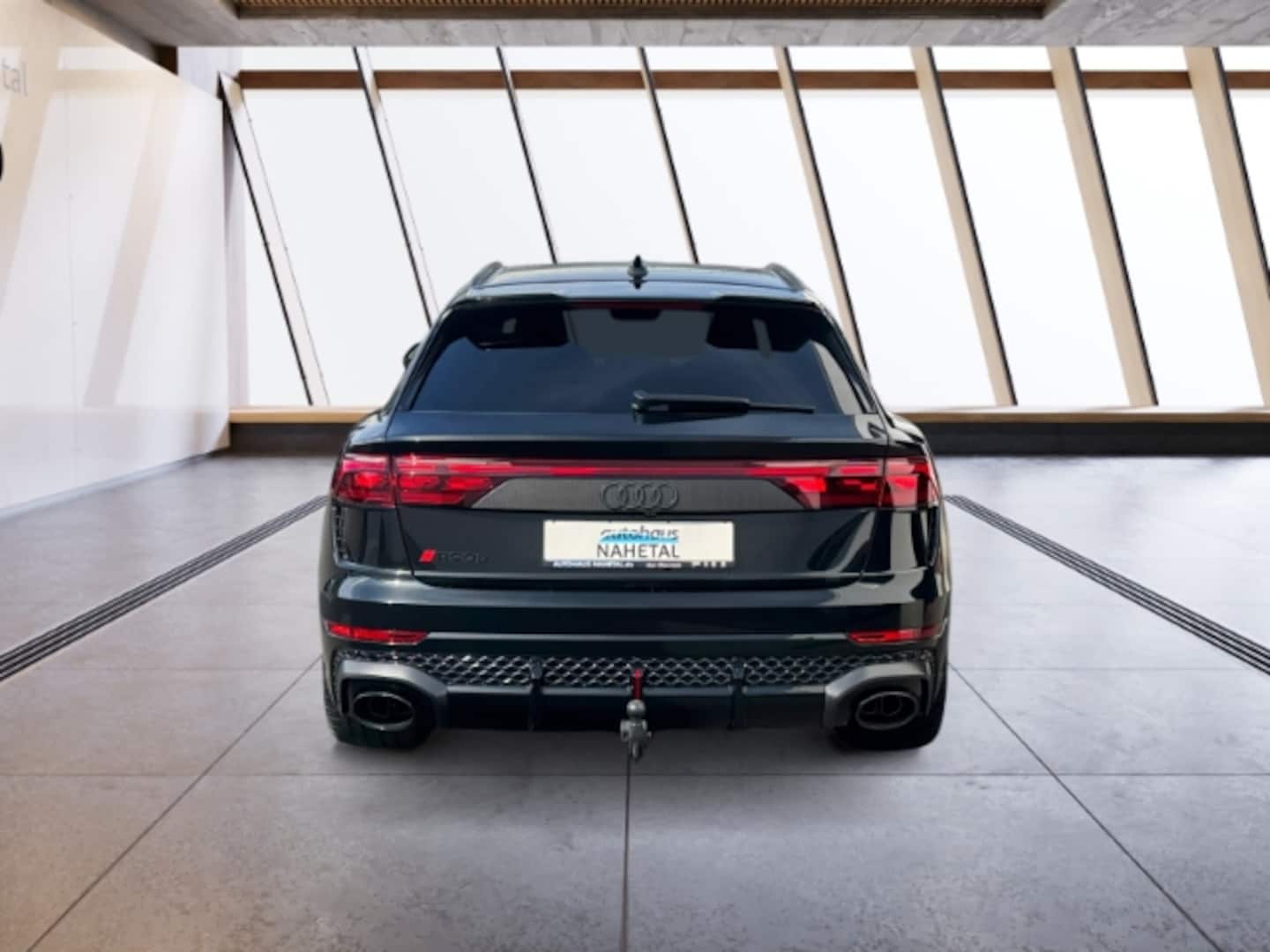 Bild über Audi RS Q8 SUV TFSI quattro 471 kW tiptronic - für weitere Informationen kontaktieren Sie den Audi Partner