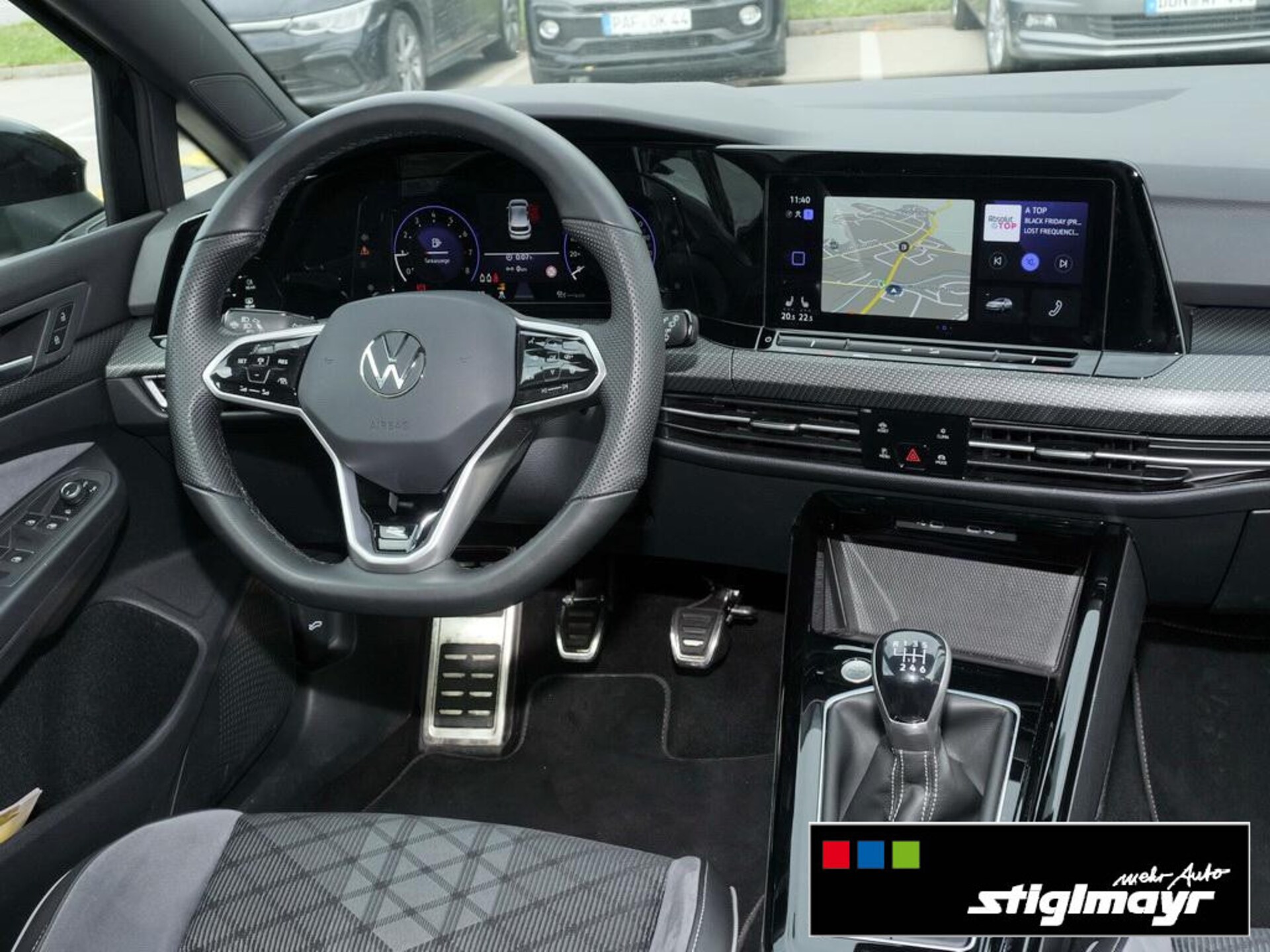 Volkswagen Golf R-Line