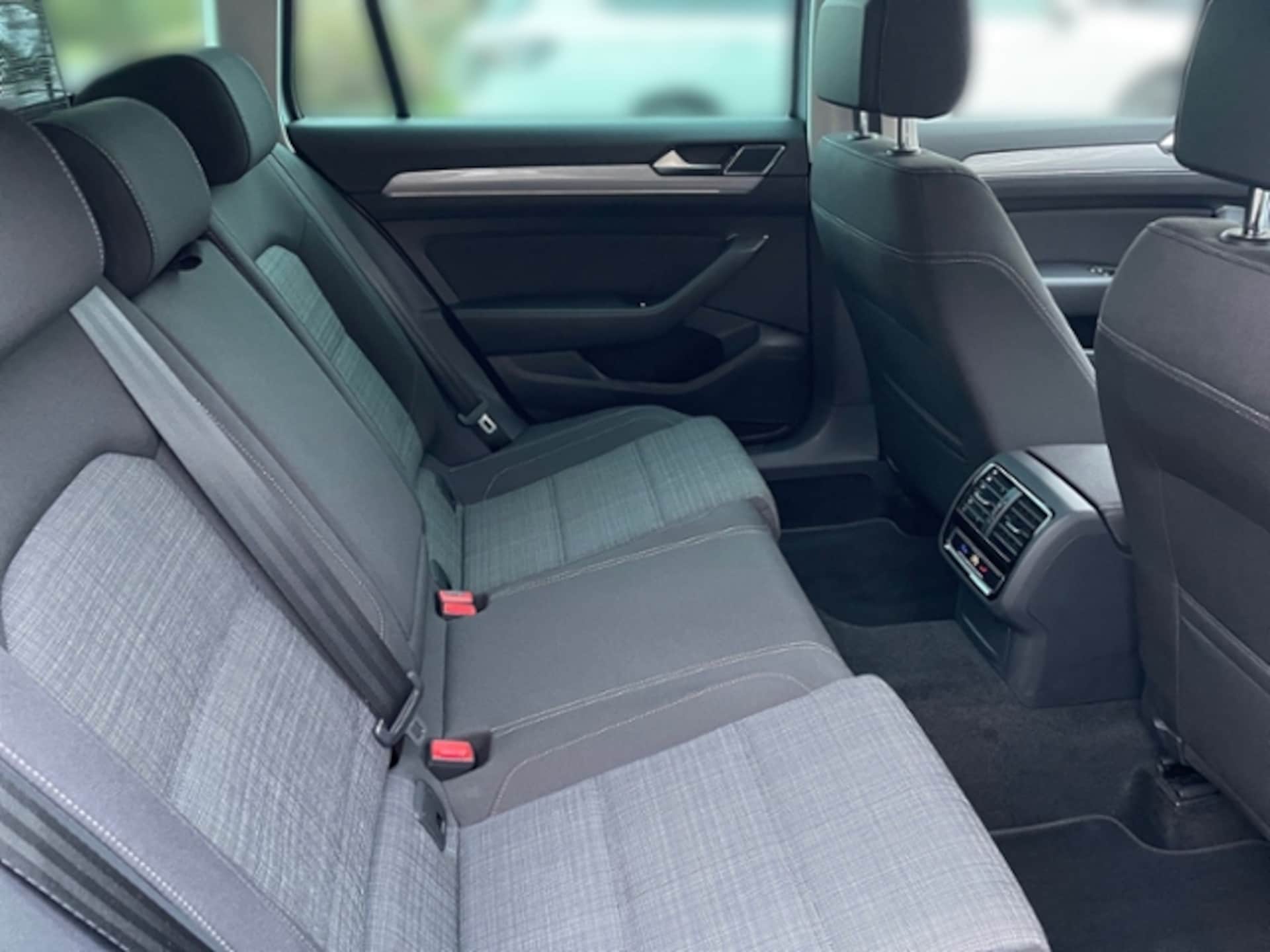 Volkswagen Passat Variant Business
