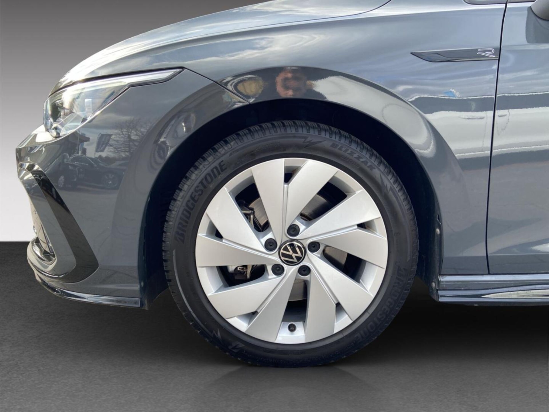 Volkswagen Golf Variant R-Line