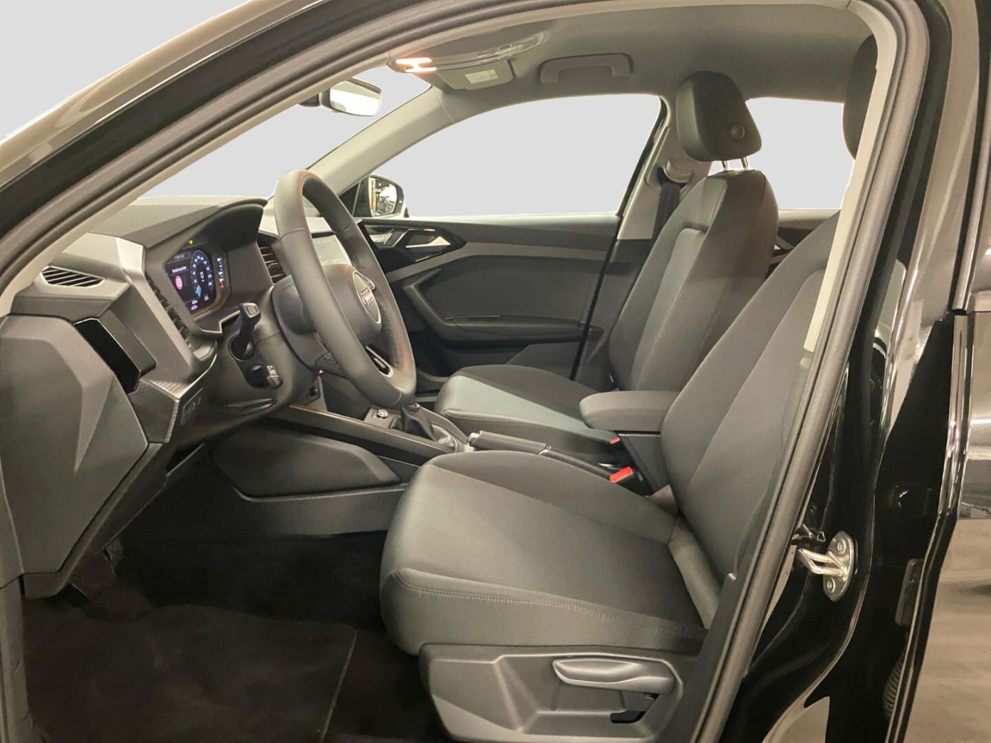 Bild über Audi A1 Sportback 25 TFSI S tronic - für weitere Informationen kontaktieren Sie den Audi Partner