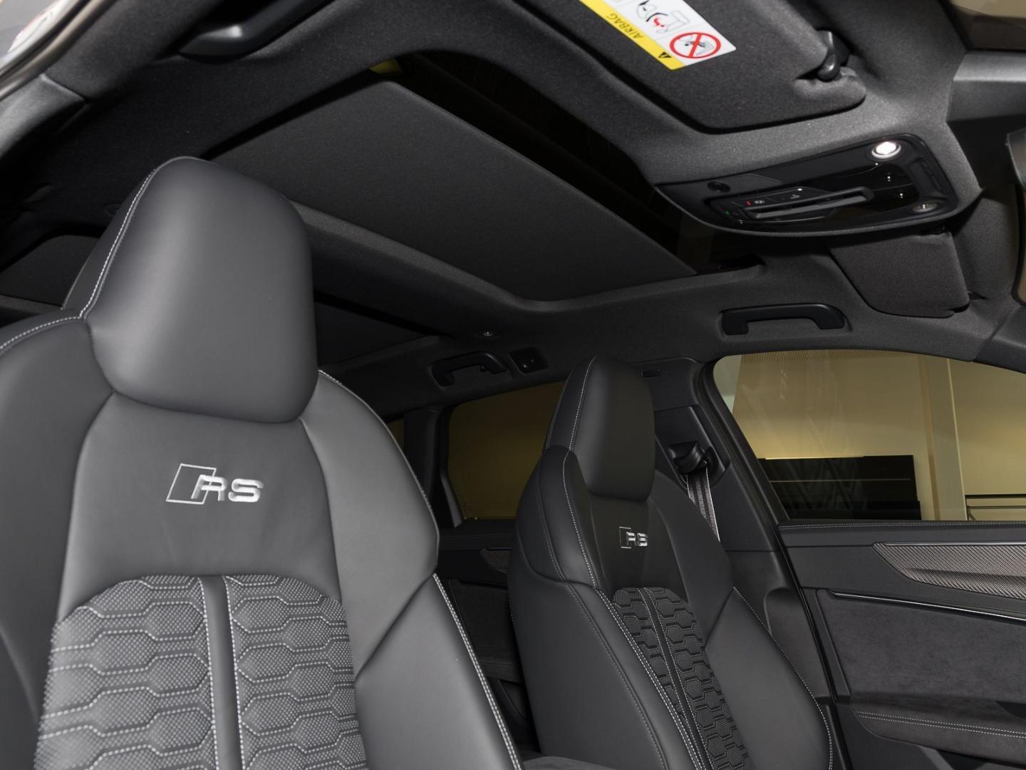 Image about Audi RS 6 Avant performance quattro tiptronic