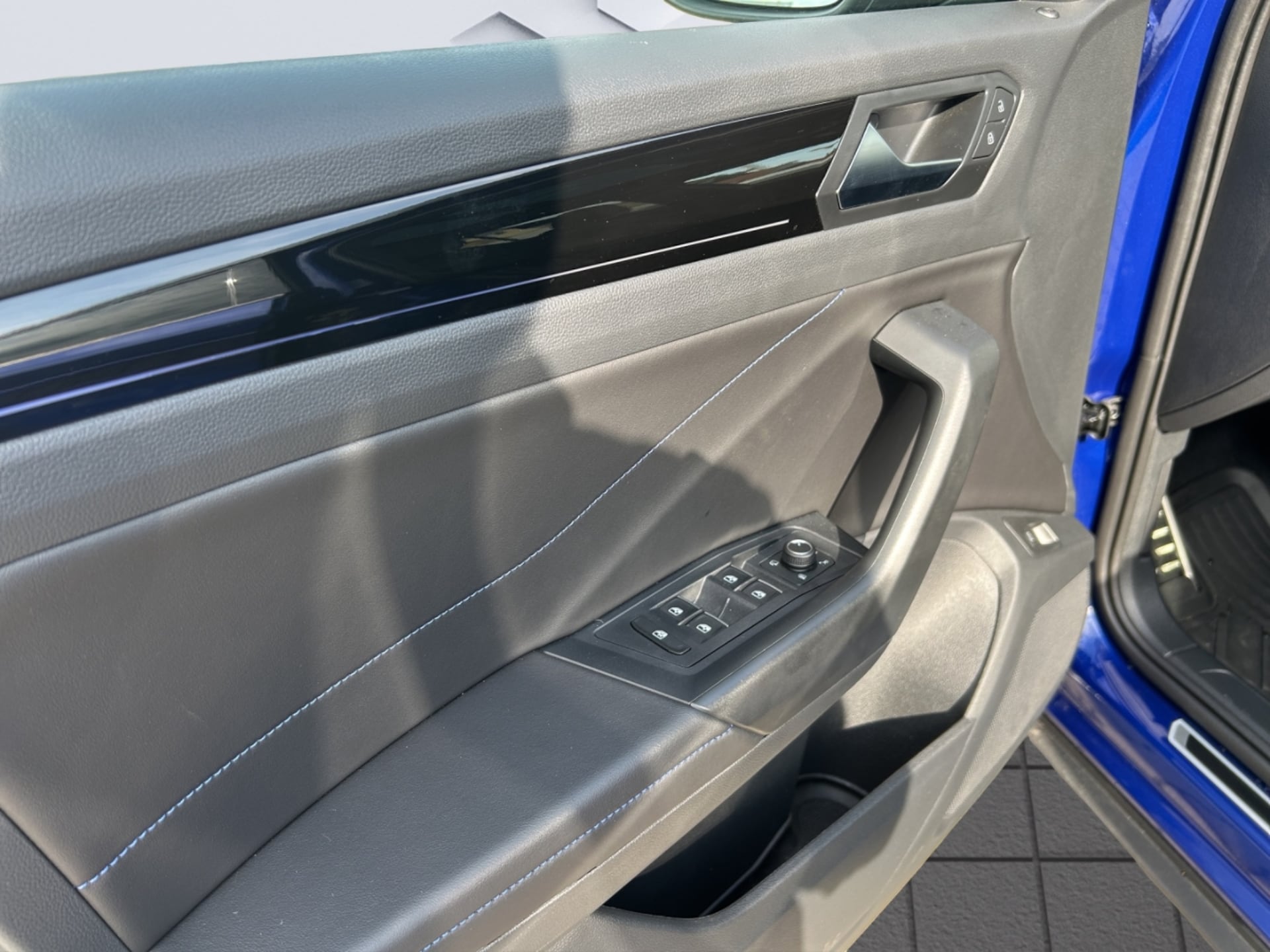 Volkswagen T-Roc R