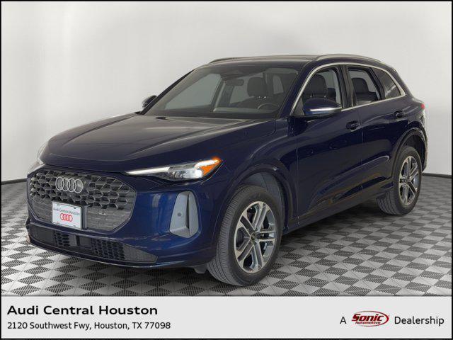 2025 Audi Q5 Premium Plus quattro's photo