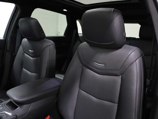 2023 Cadillac XT5 Sport - Photo 18