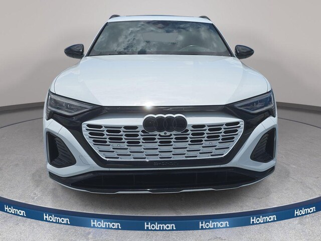 2024 Audi Q8 e-tron