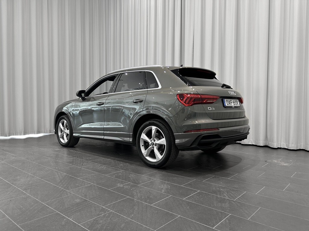 Bild som visar&nbsp;Audi Q3 TFSI e&nbsp;Q3 45 TFSI e S line 245 hk S tronic - för mer information kontakta din Audi Partner