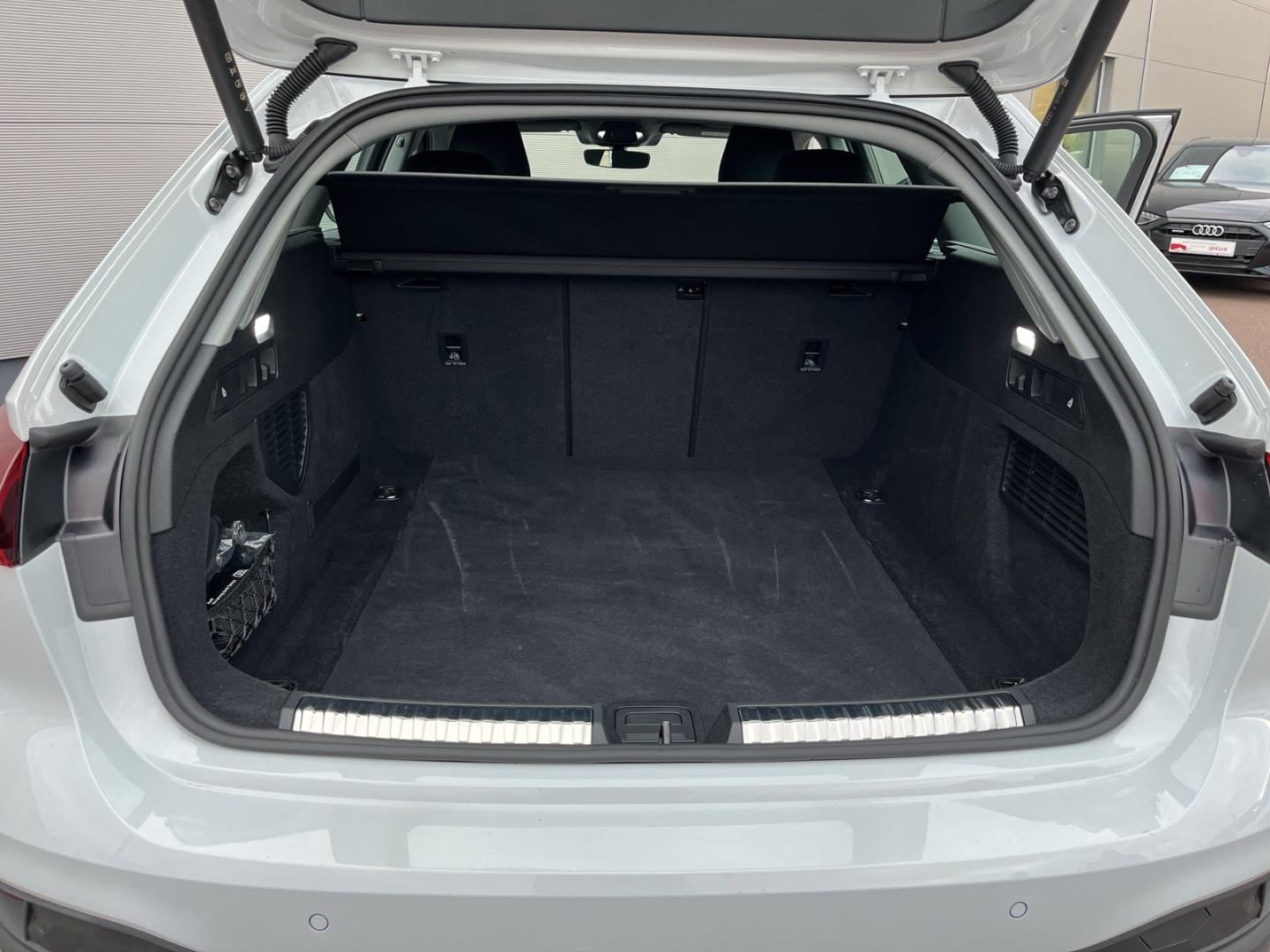 Bild über Audi A5 Avant TFSI 110 kW S tronic - für weitere Informationen kontaktieren Sie den Audi Partner