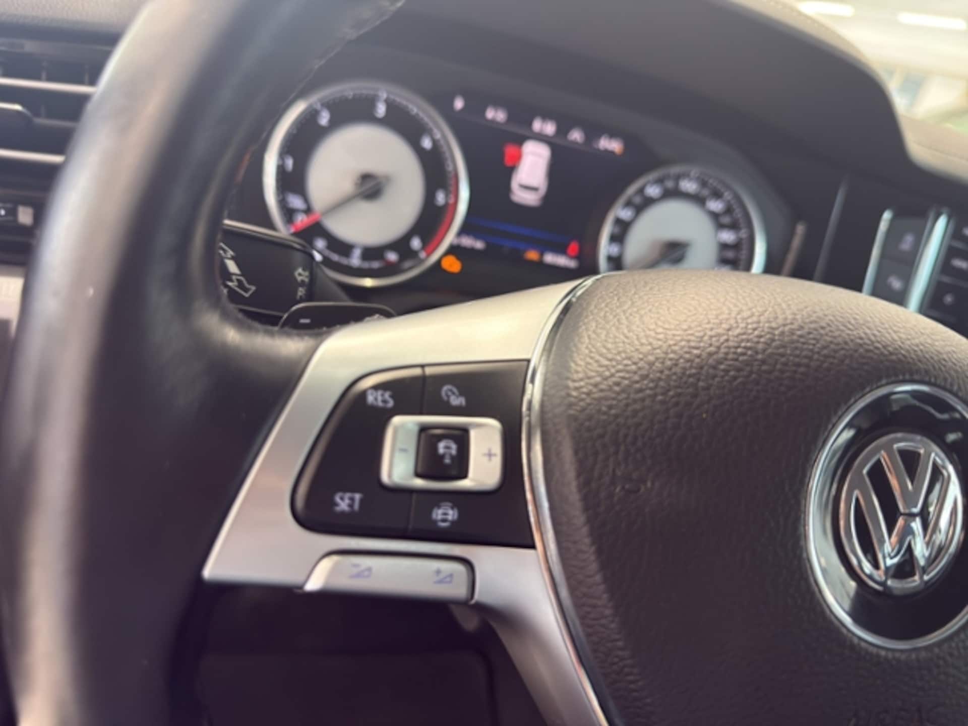 Volkswagen Touareg Basis-Modell