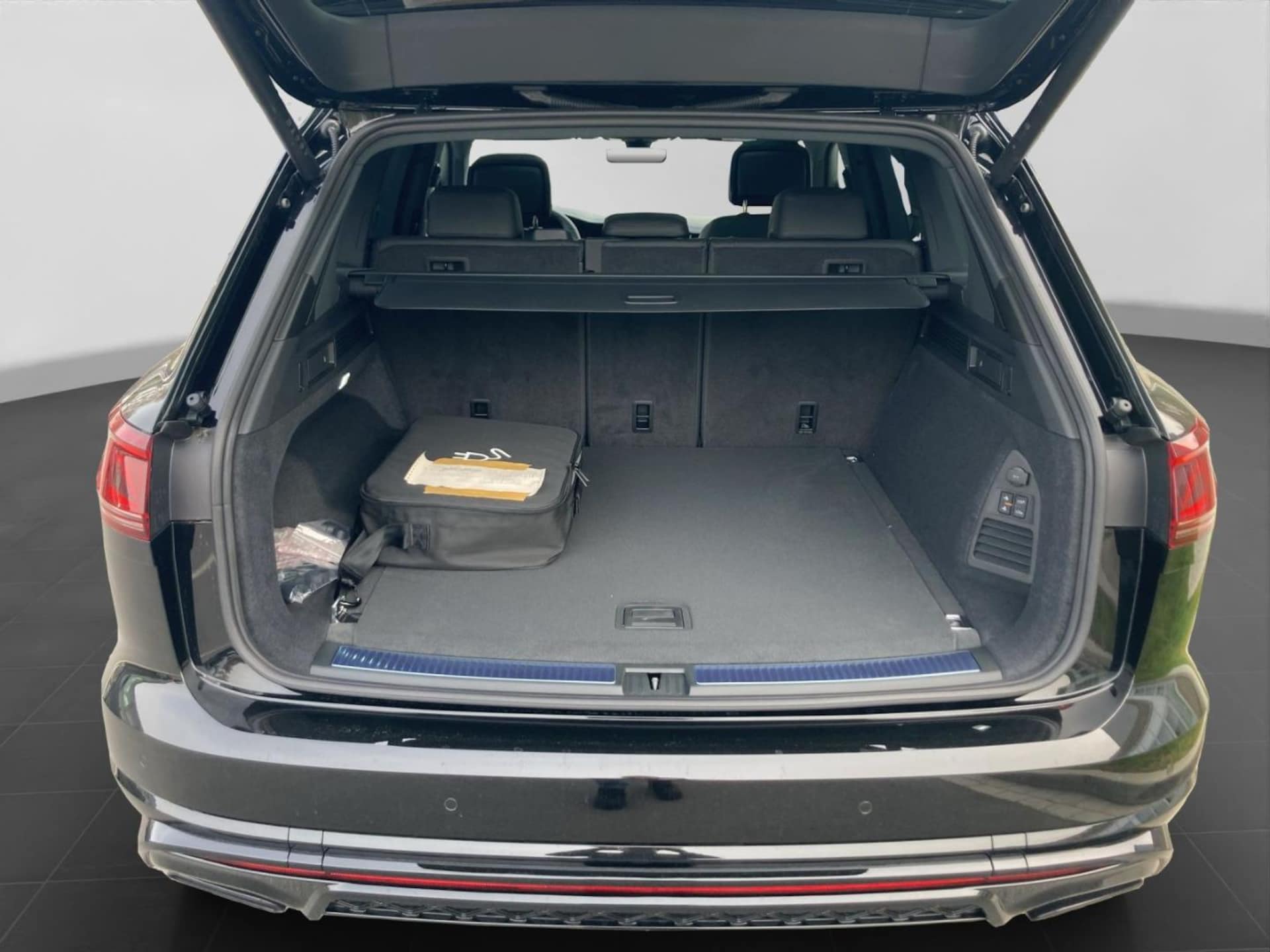 Volkswagen Touareg R