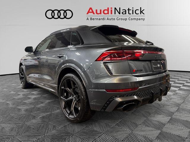 2025 Audi RS Q8 SUV performance