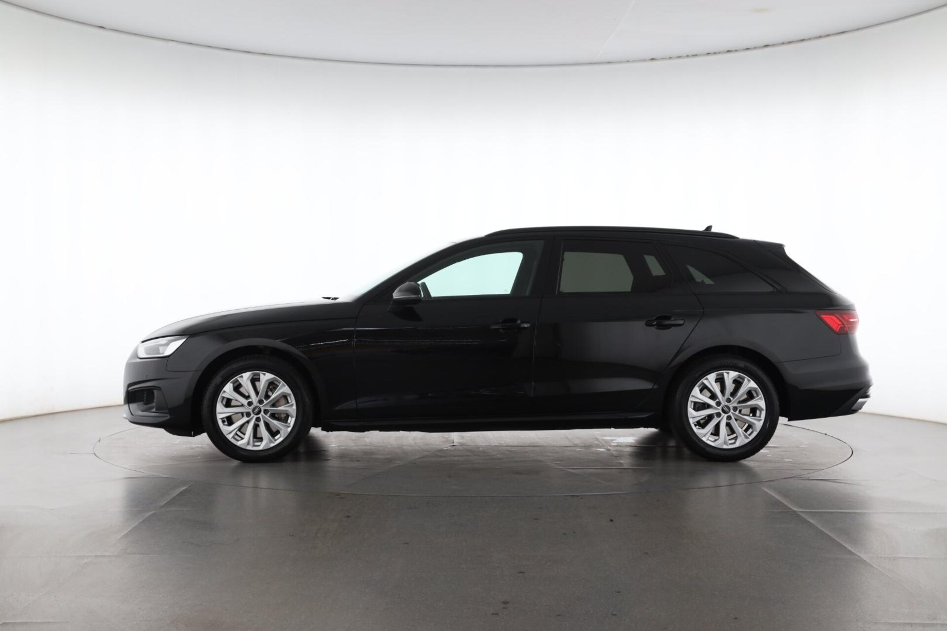 Audi A4 Avant Advanced