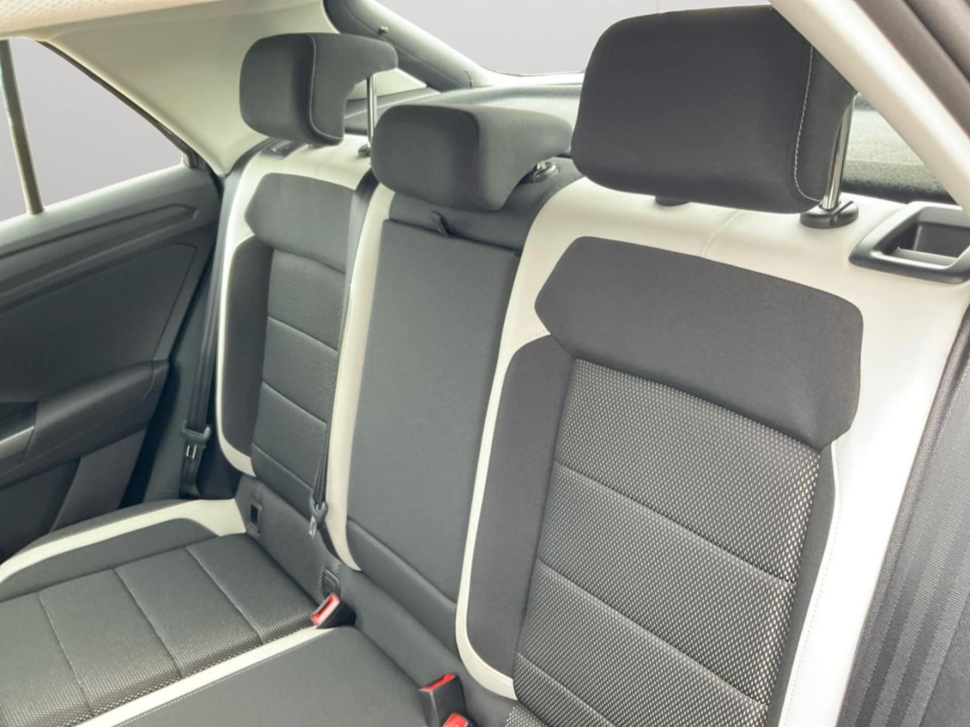 Volkswagen T-Roc Sport