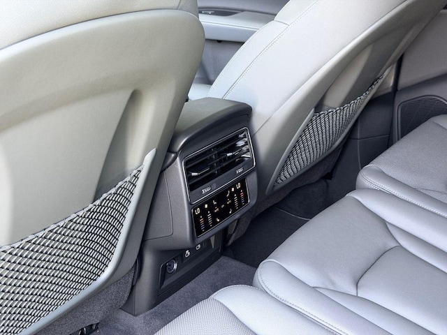 2026 Audi Q7 Premium Plus - Photo 35