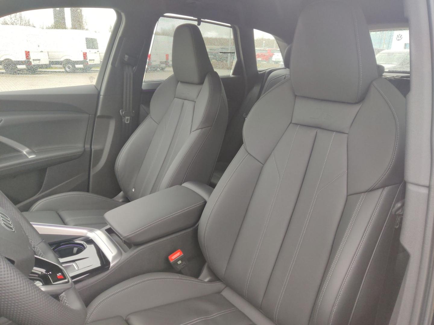 Image about Audi Q5 SUV TDI quattro 150 kW S tronic