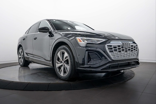 2024 Audi Q8 Sportback e-tron