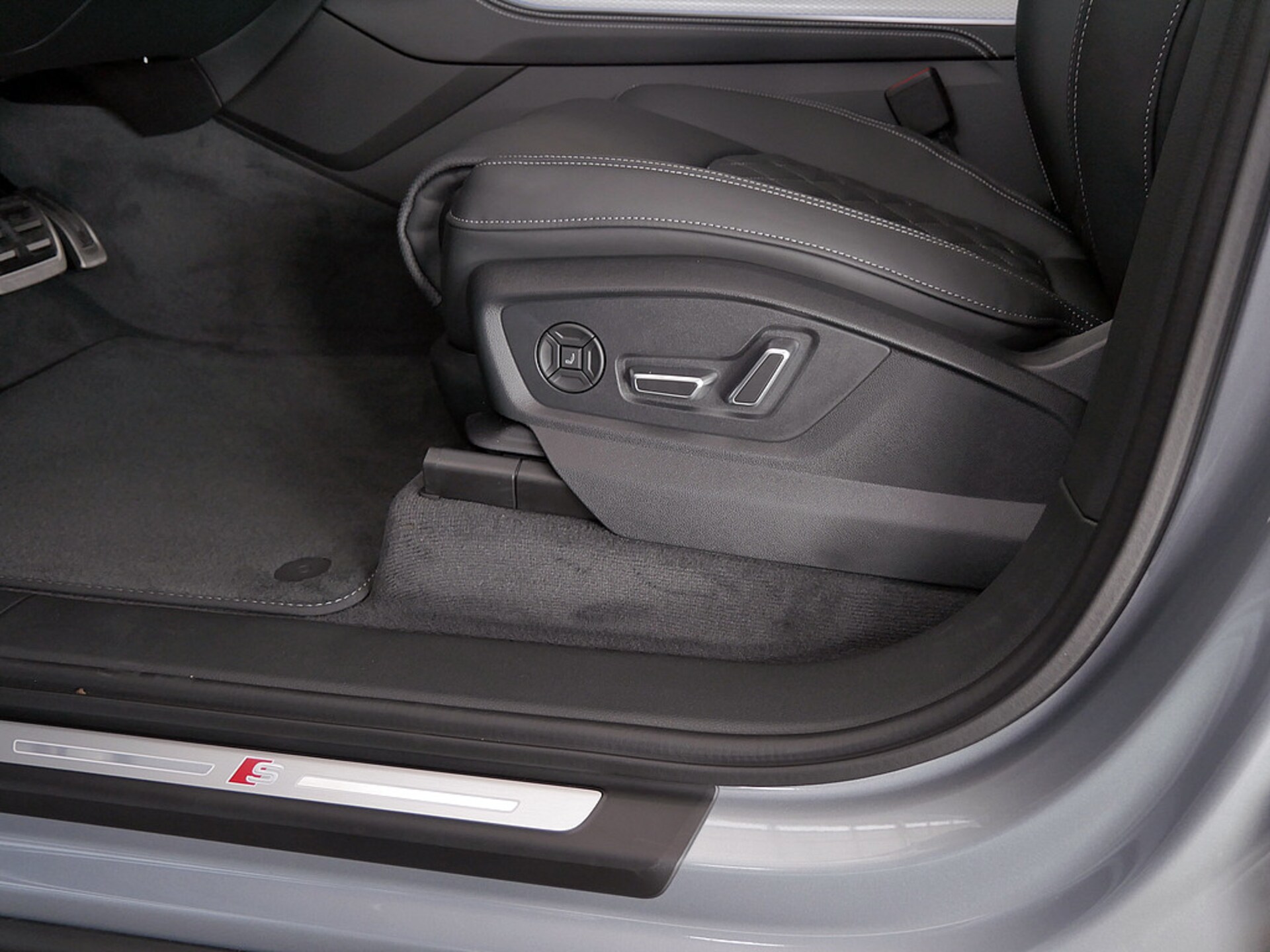 Audi SQ7 SUV