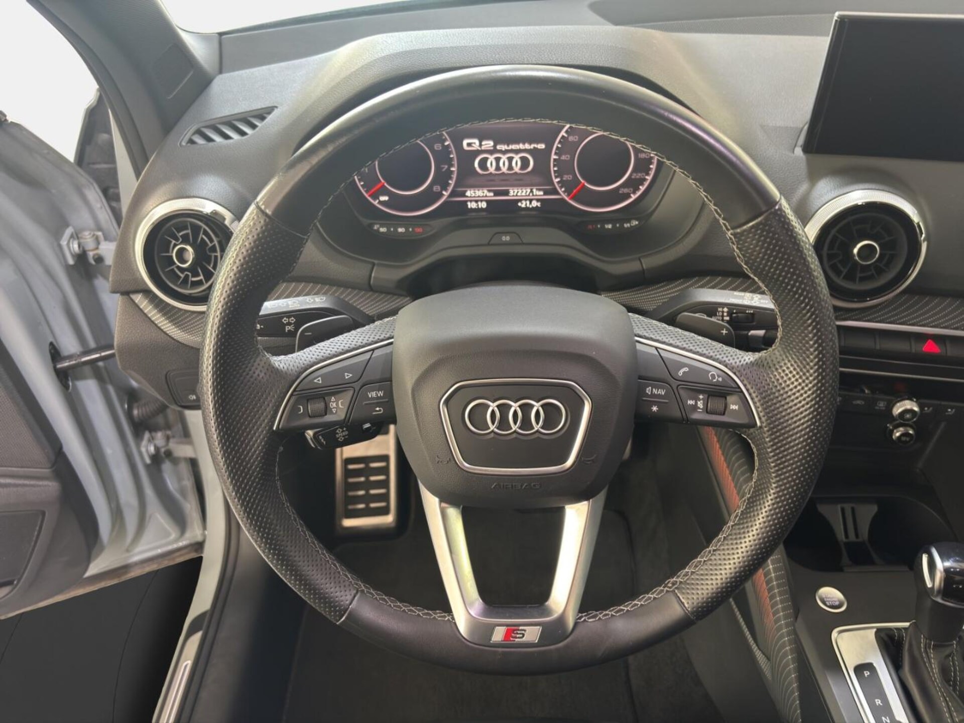 Audi Q2 S line