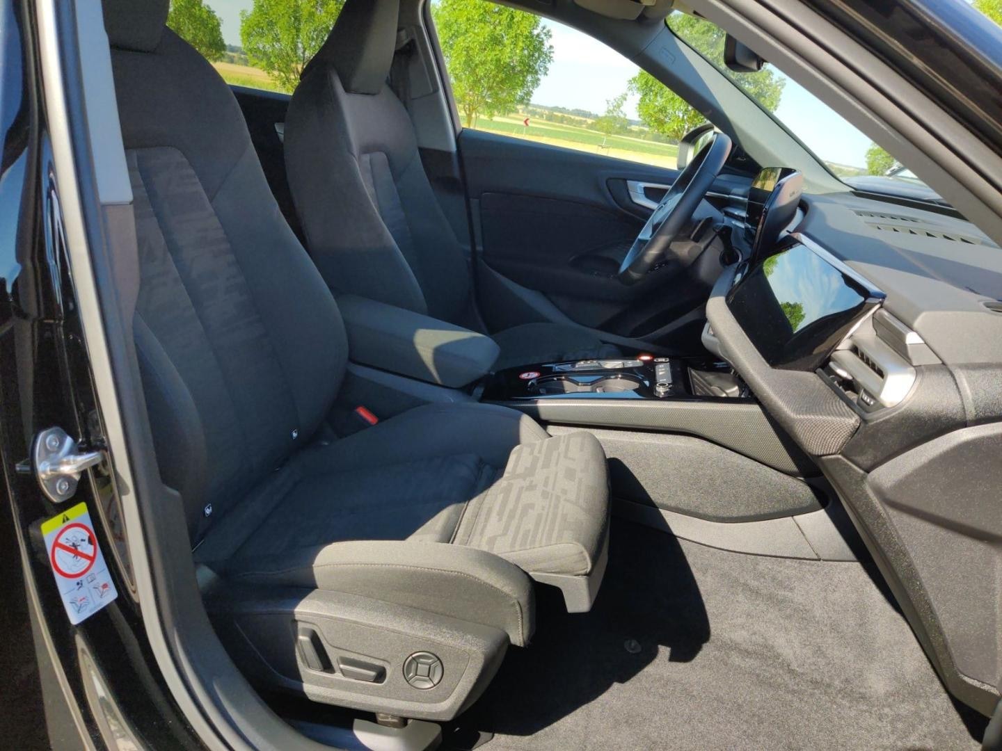 Bild über Audi A5 Avant TFSI quattro S tronic - für weitere Informationen kontaktieren Sie den Audi Partner