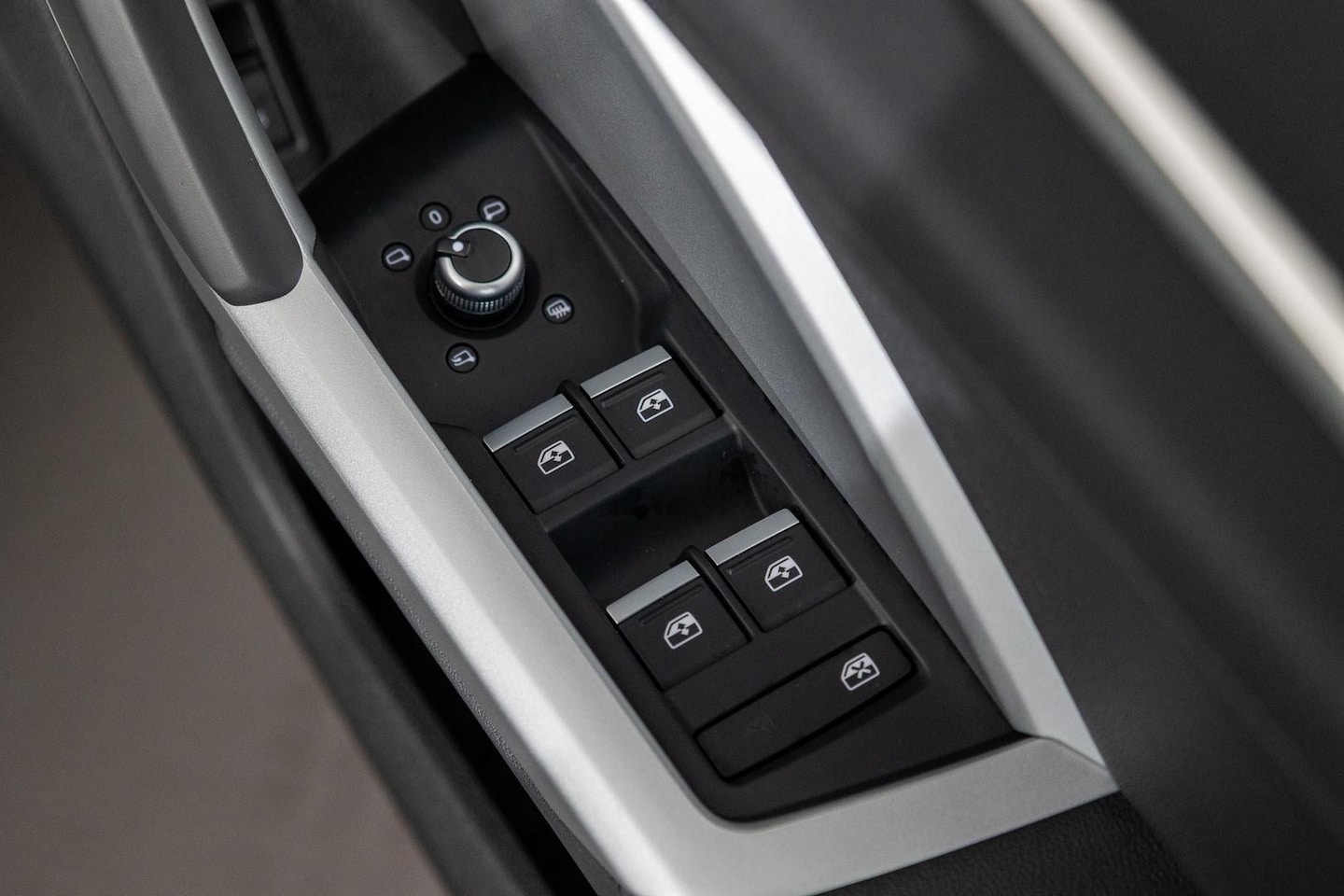 Image about Audi Q3 35 TFSI S line edition