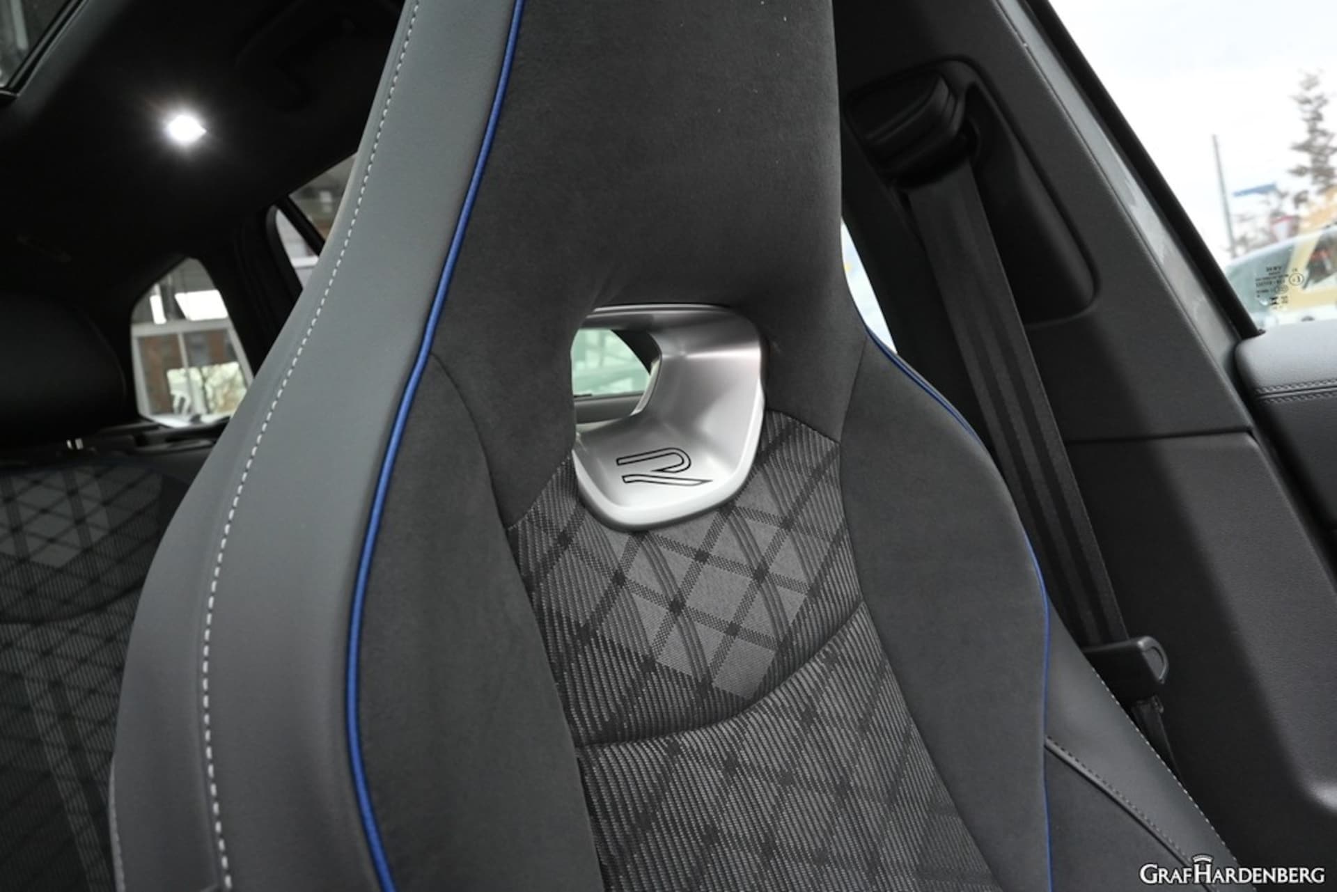 Volkswagen Passat R-Line
