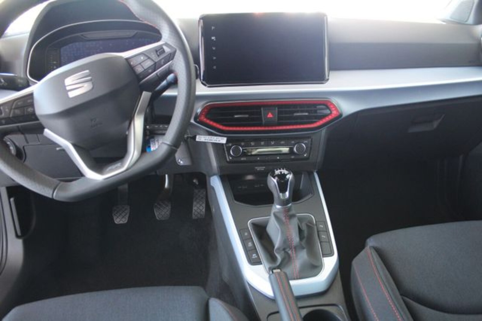 SEAT Arona – Bild 11