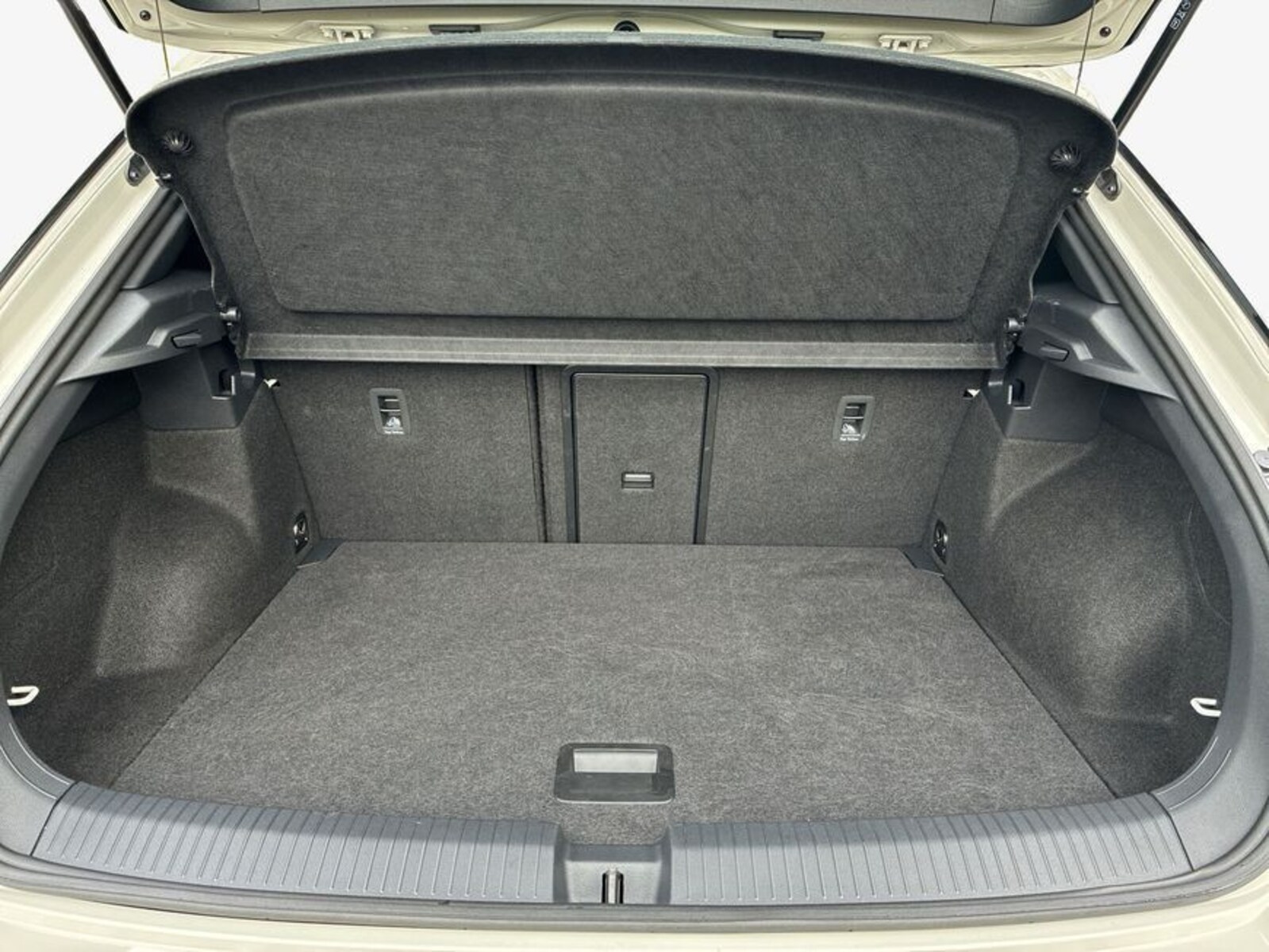 Volkswagen T-Roc – Bild 8