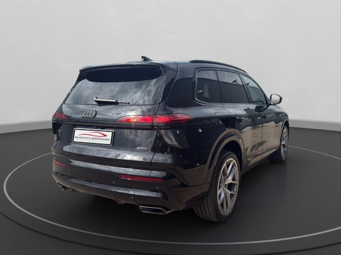 Bild über Audi Q7 SUV TDI quattro 220 kW tiptronic - für weitere Informationen kontaktieren Sie den Audi Partner