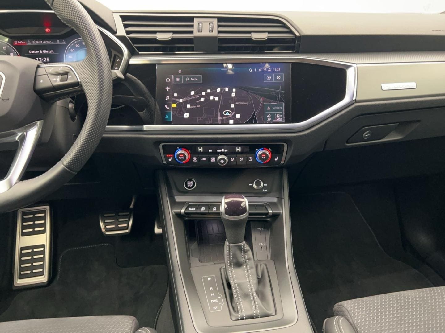 Bild über Audi Q3 Sportback S line 40 TFSI quattro S tronic - für weitere Informationen kontaktieren Sie den Audi Partner