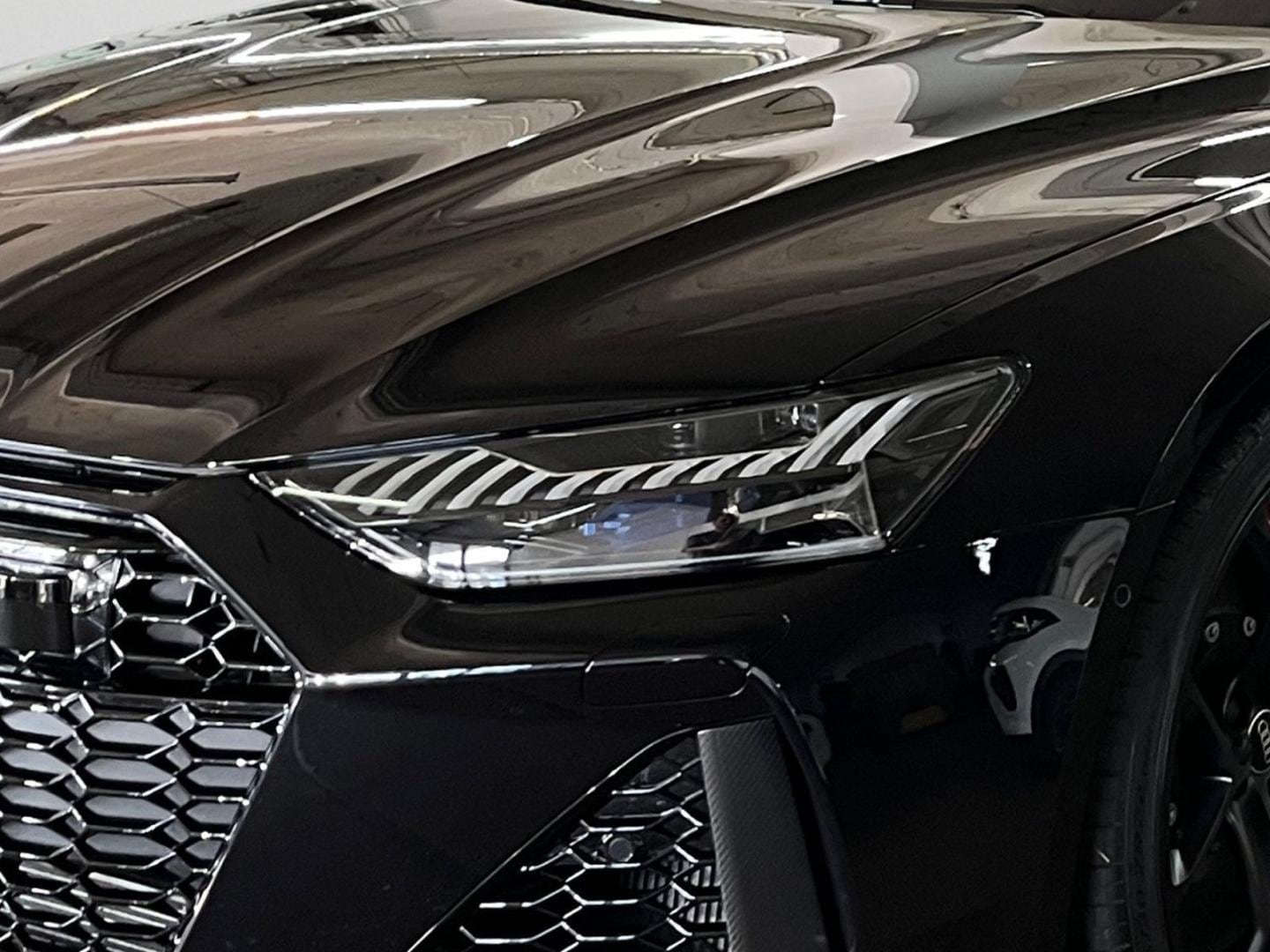 Bild über Audi RS 7 Sportback quattro tiptronic - für weitere Informationen kontaktieren Sie den Audi Partner