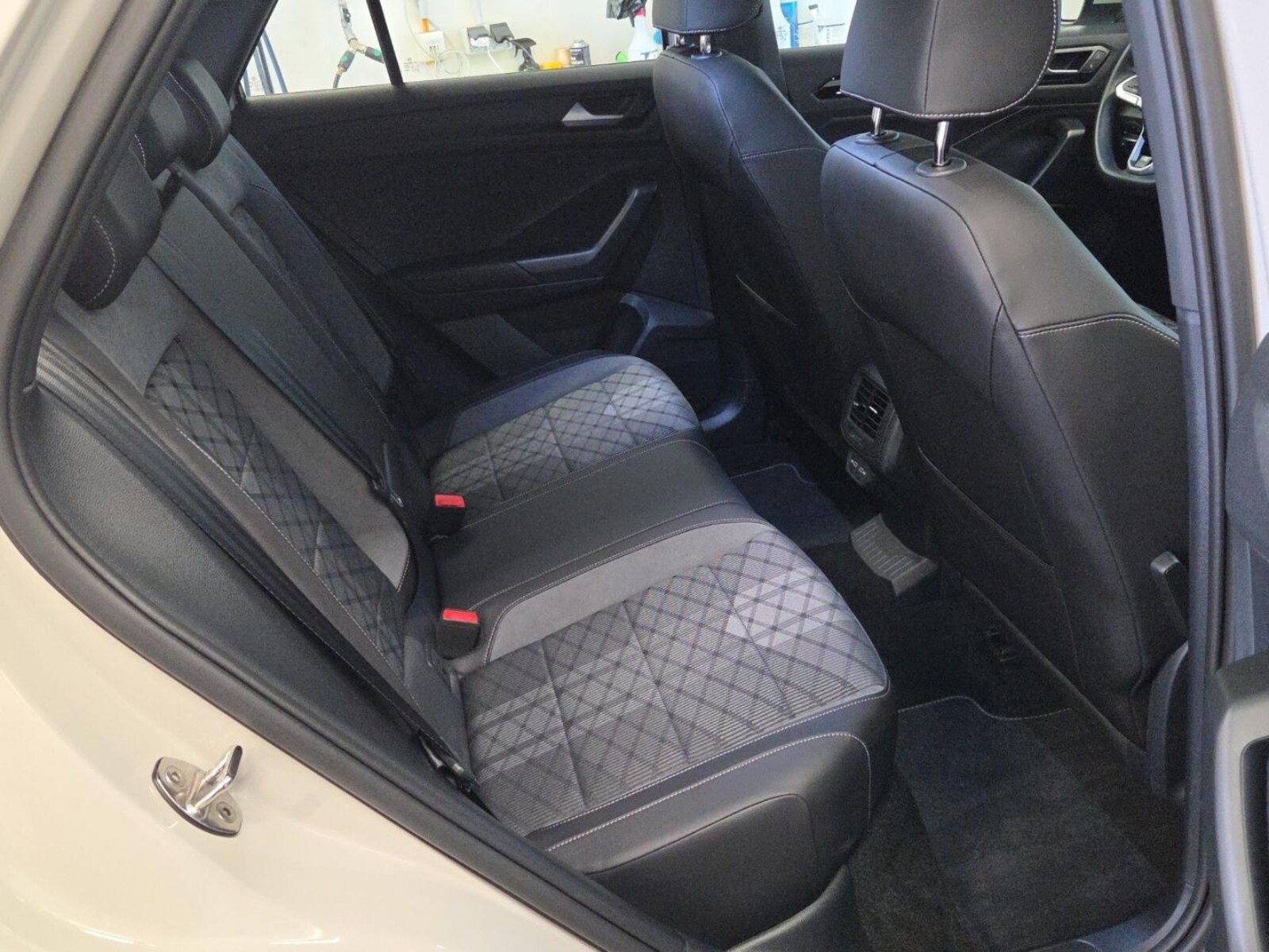 Volkswagen T-Roc – Bild 18