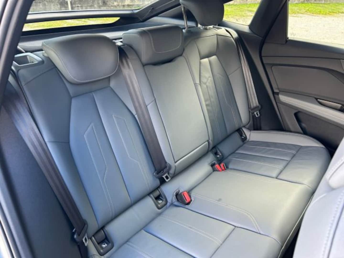 Bild über Audi Q4 Sportback e-tron 50 e-tron quattro - für weitere Informationen kontaktieren Sie den Audi Partner