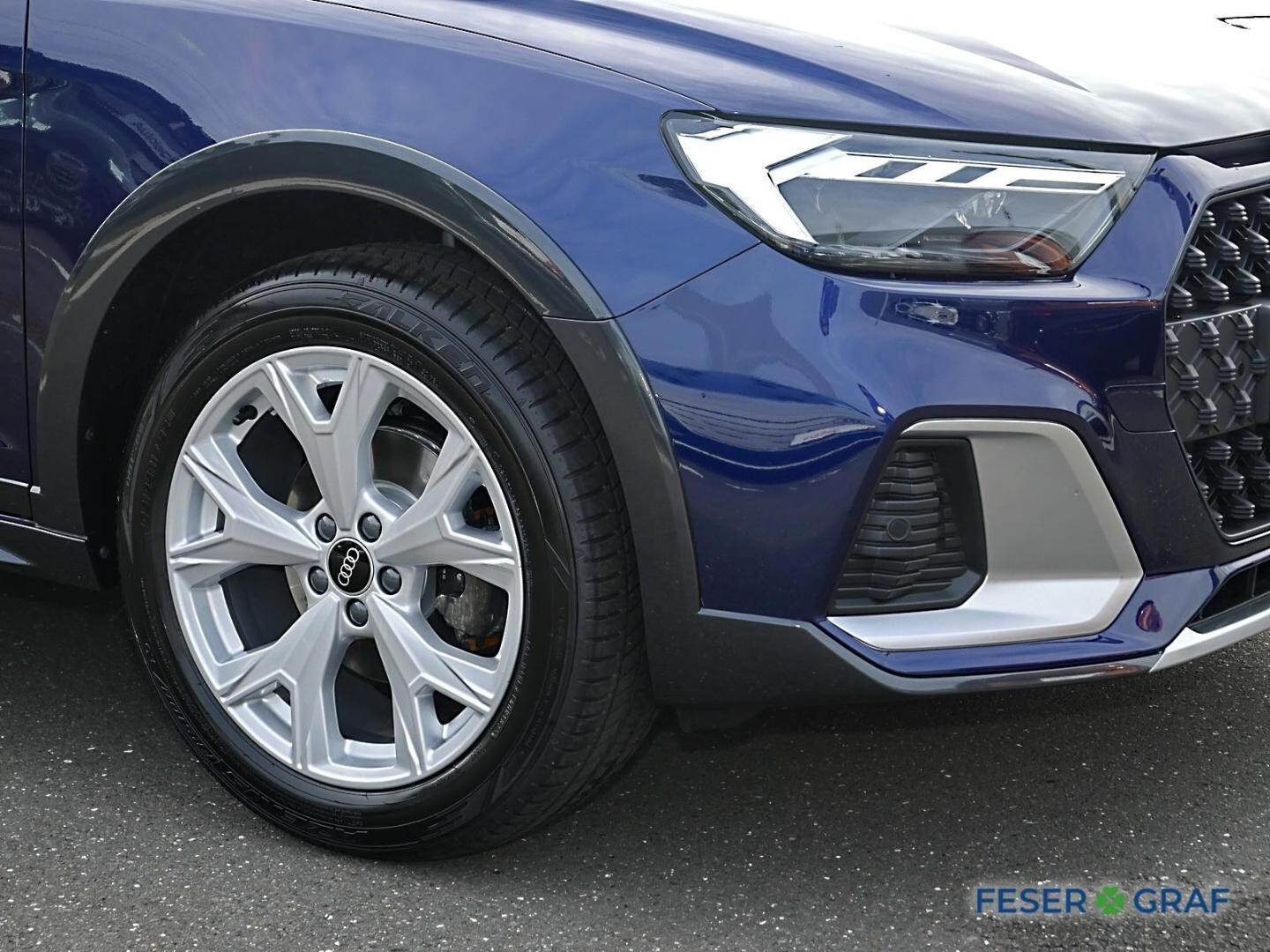 Bild über Audi A1 allstreet 35 TFSI S tronic - für weitere Informationen kontaktieren Sie den Audi Partner