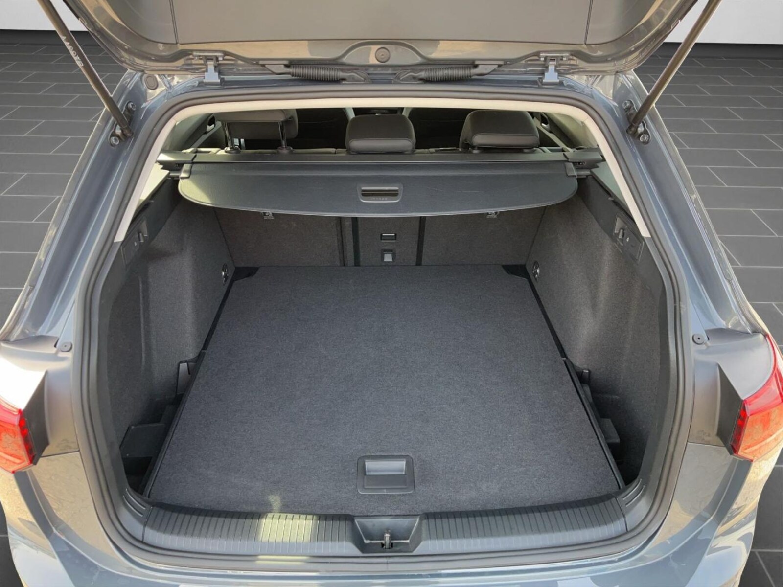 Volkswagen Golf Variant – Bild 15