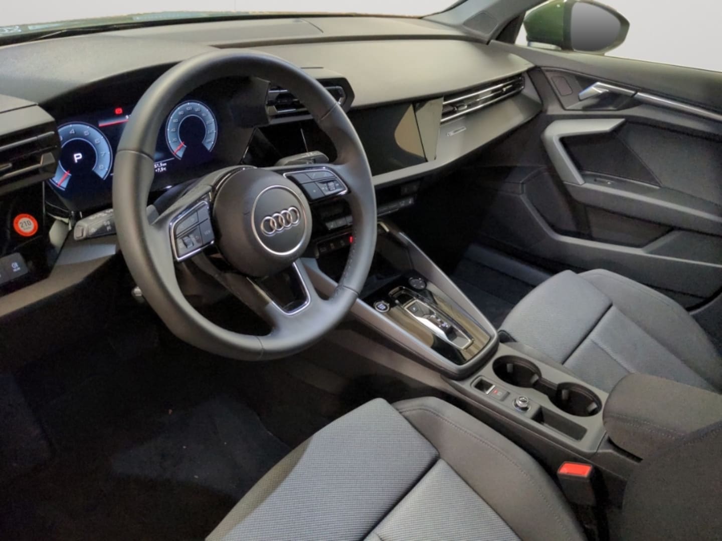 Bild über Audi A3 allstreet TFSI 110 kW S tronic - für weitere Informationen kontaktieren Sie den Audi Partner