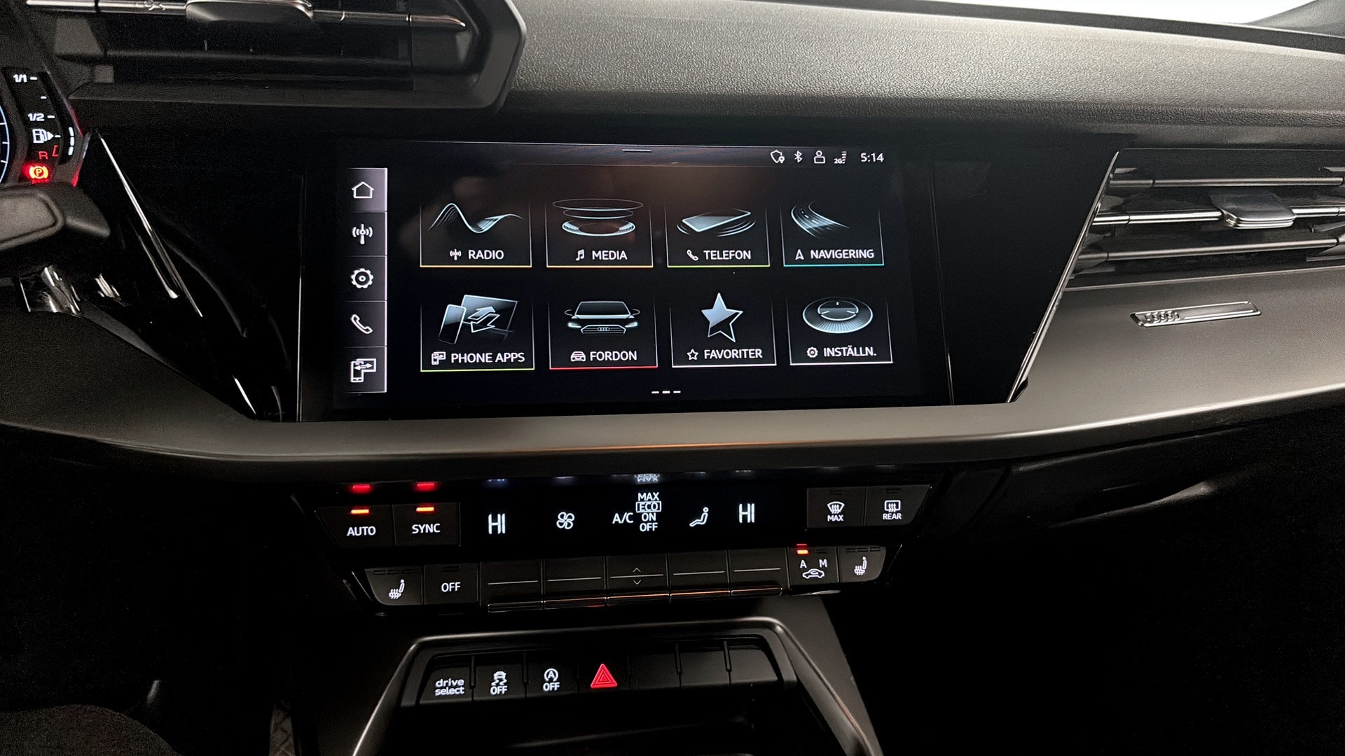 Bild som visar Audi A3 Sportback A3 Sportback 35 TFSI Proline advanced 150 hk 6-växlad - för mer information kontakta din Audi Partner