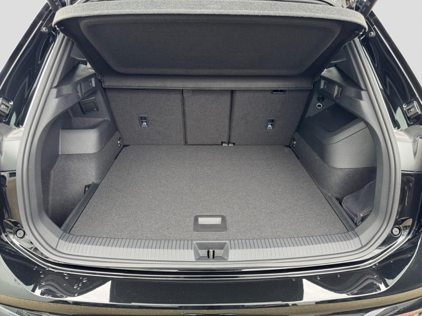Volkswagen Tiguan – Bild 11