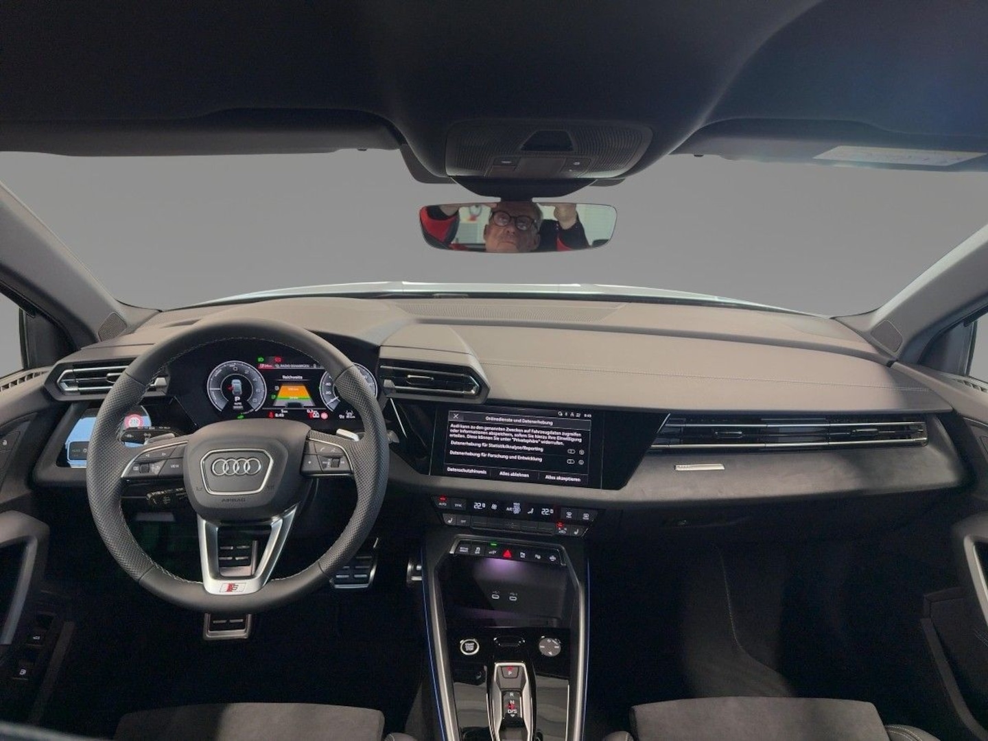 Bild über Audi A3 Sportback TFSI e TFSI e 200 kW S tronic - für weitere Informationen kontaktieren Sie den Audi Partner