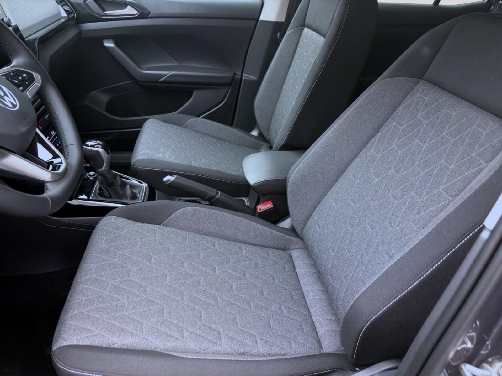 Volkswagen T-Cross – Bild 9