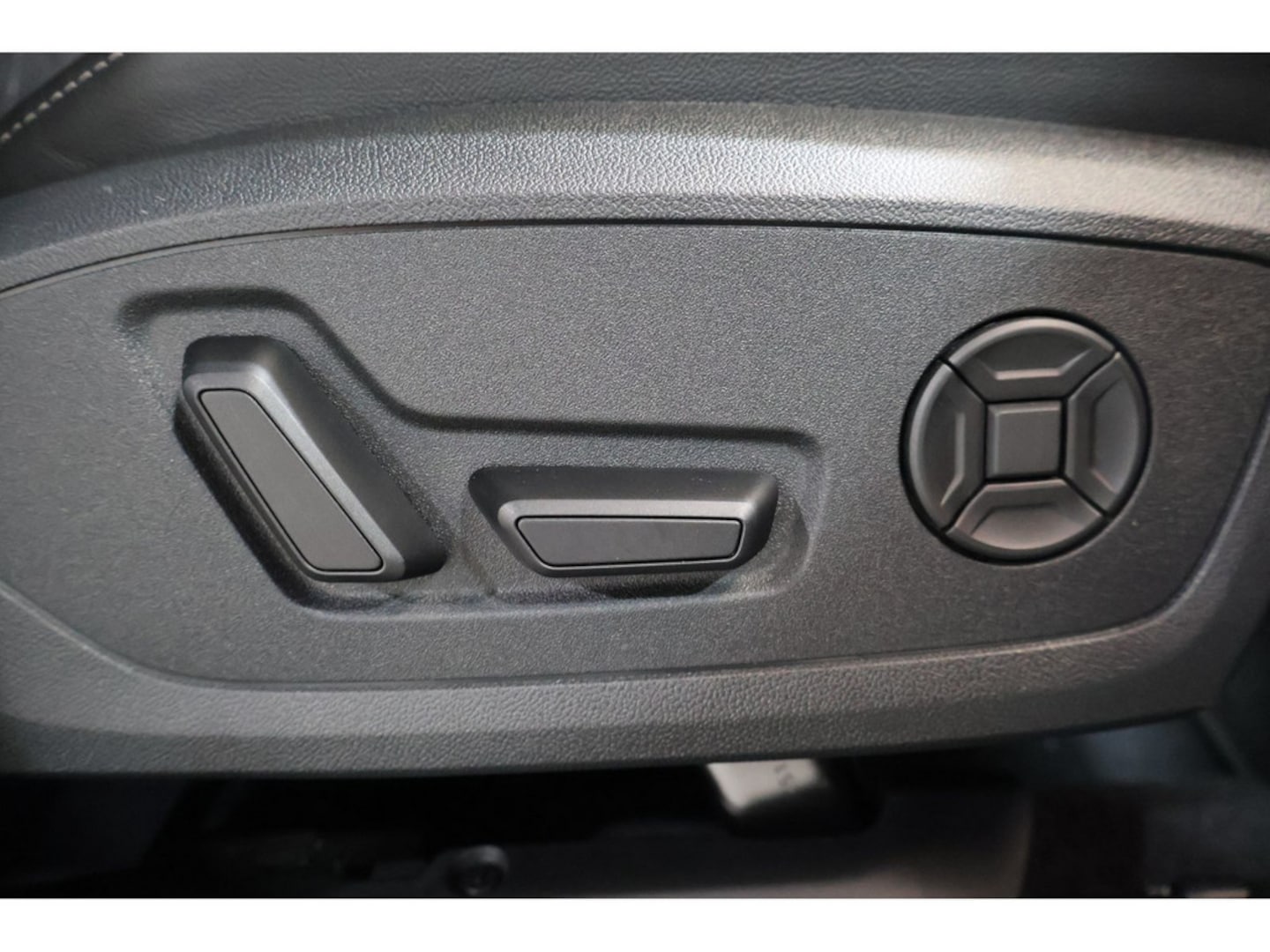Bild über Audi S3 Sportback TFSI quattro S tronic - für weitere Informationen kontaktieren Sie den Audi Partner