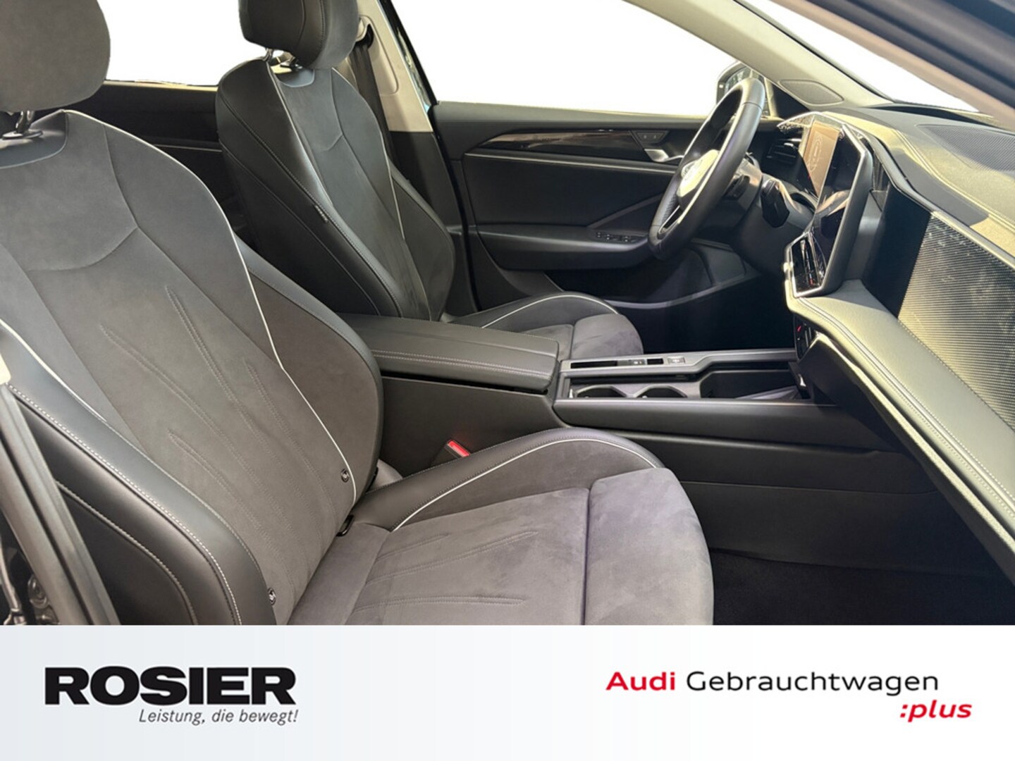 Bild über Audi A5 Limousine TFSI S tronic - für weitere Informationen kontaktieren Sie den Audi Partner